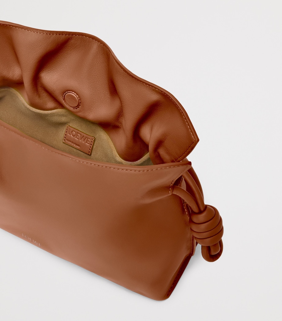 Medium Leather Flamenco Clutch Bag SQUIRREL Image 5