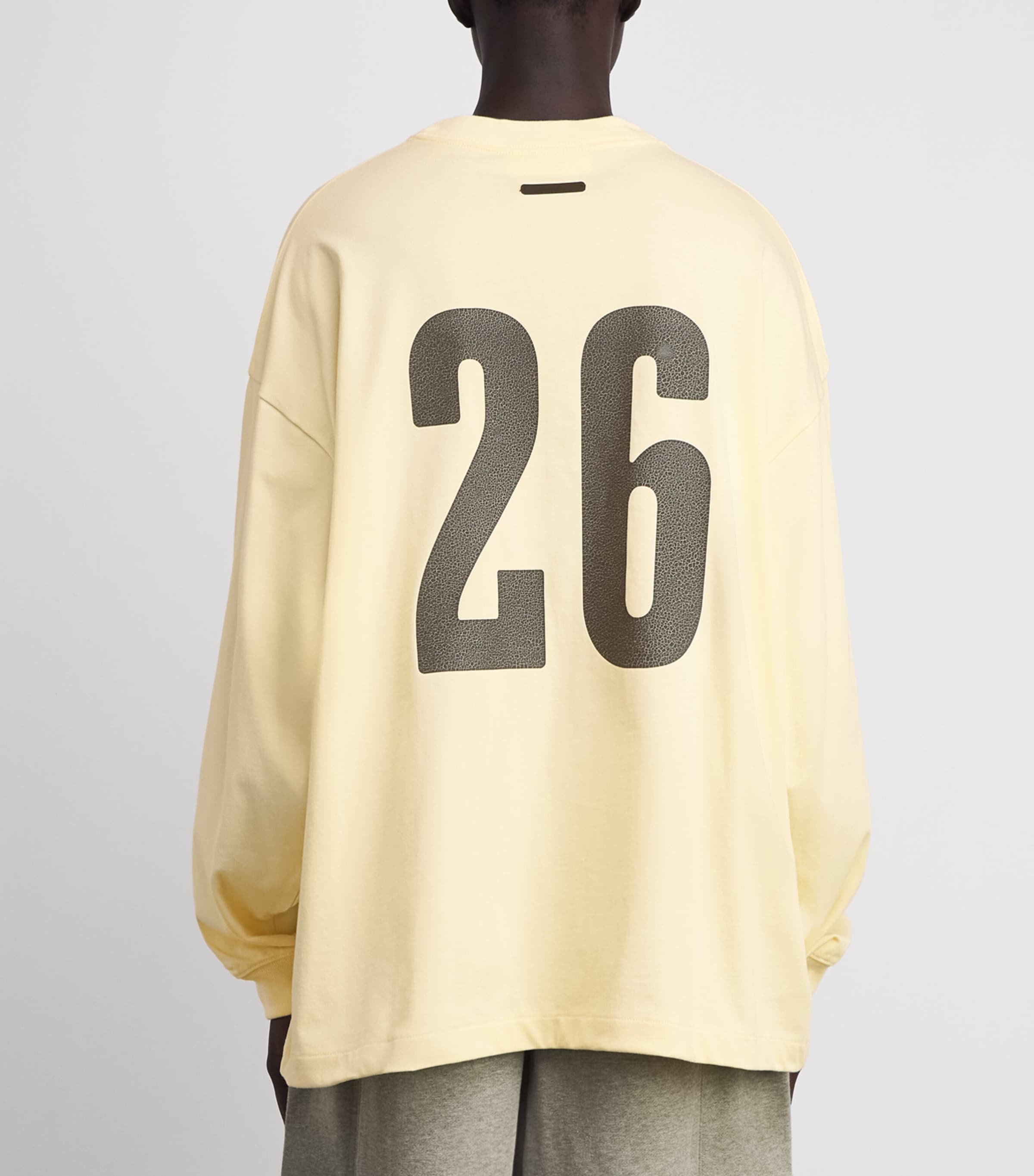 FEAR OF GOD ESSENTIALS Mens Cotton Merch Long-Sleeve T-Shirt Chalk Image 5