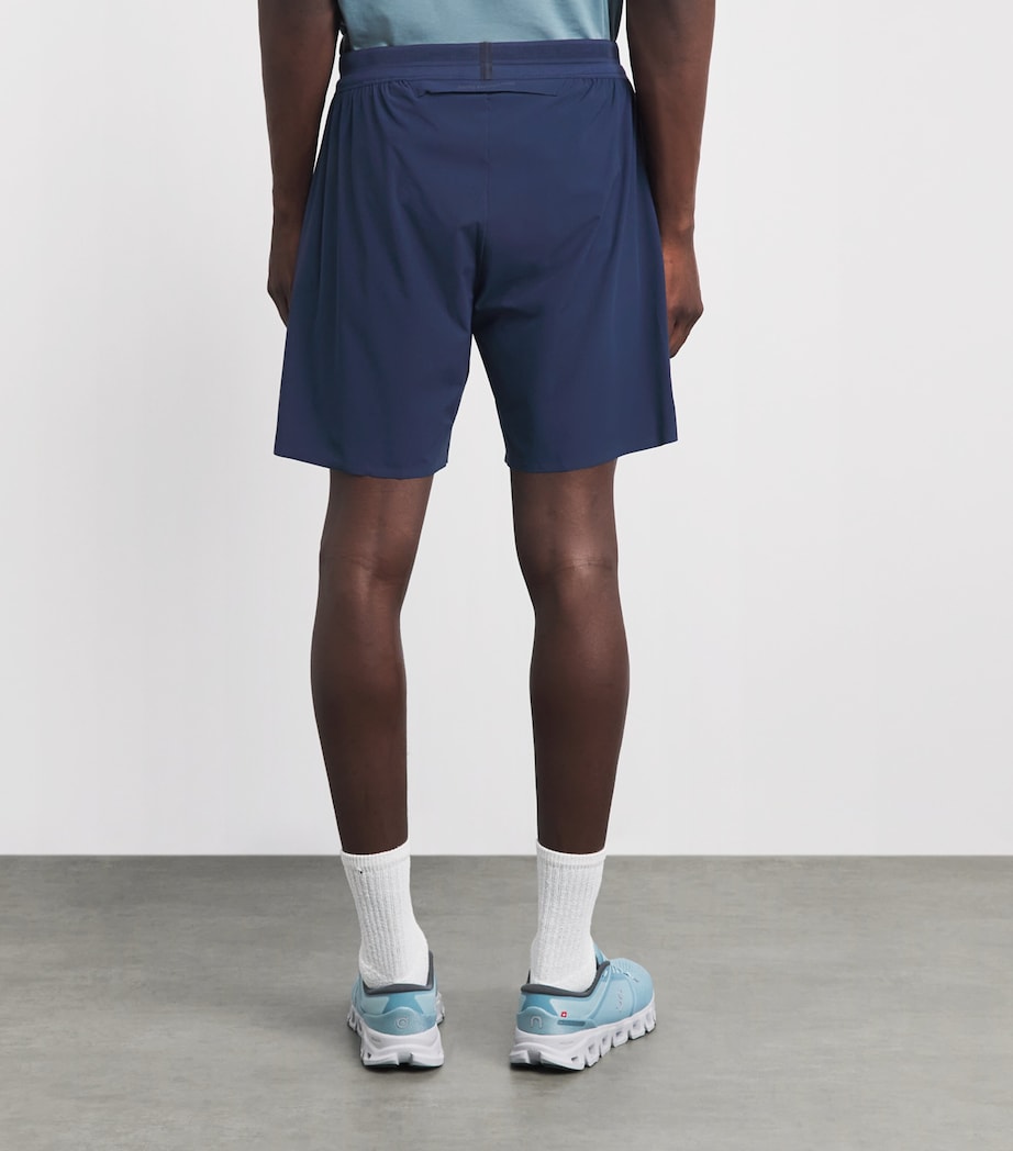 On Mens 7” Performance Shorts Navy Image 5