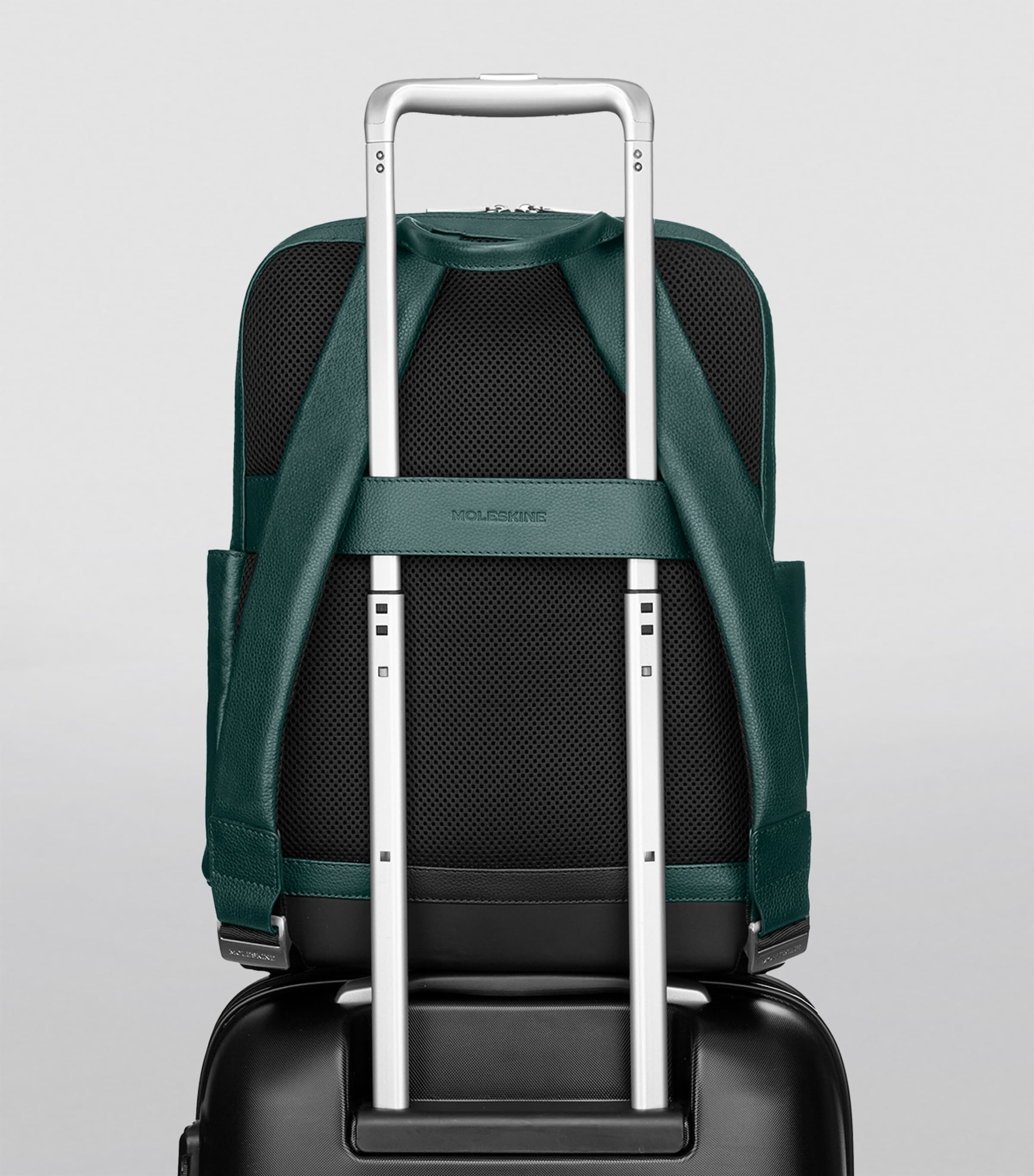 Leather PRO Backpack GREEN Image 3