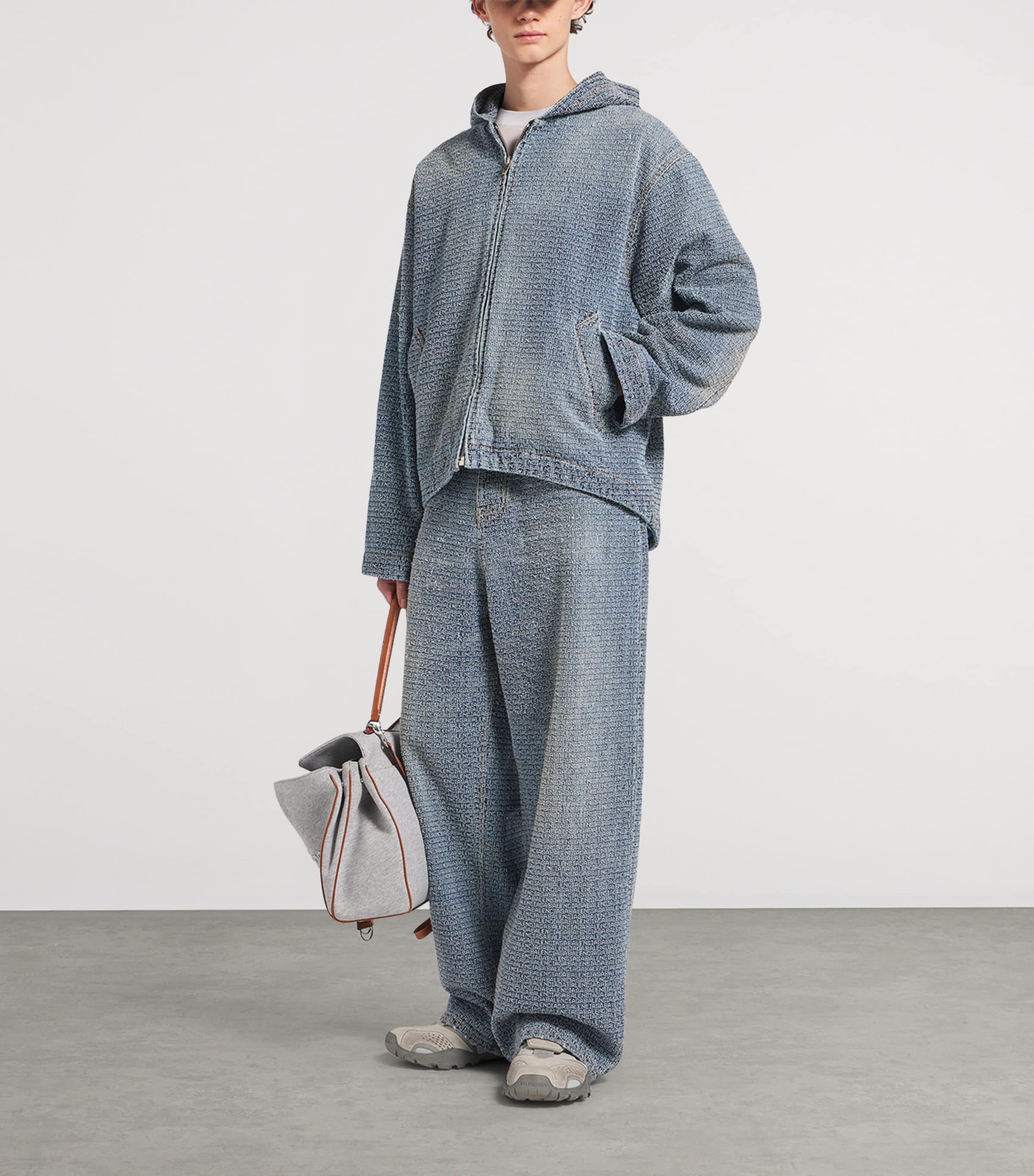 Balenciaga Mens Embroidered Logo Baggy-Fit Jeans Image 2