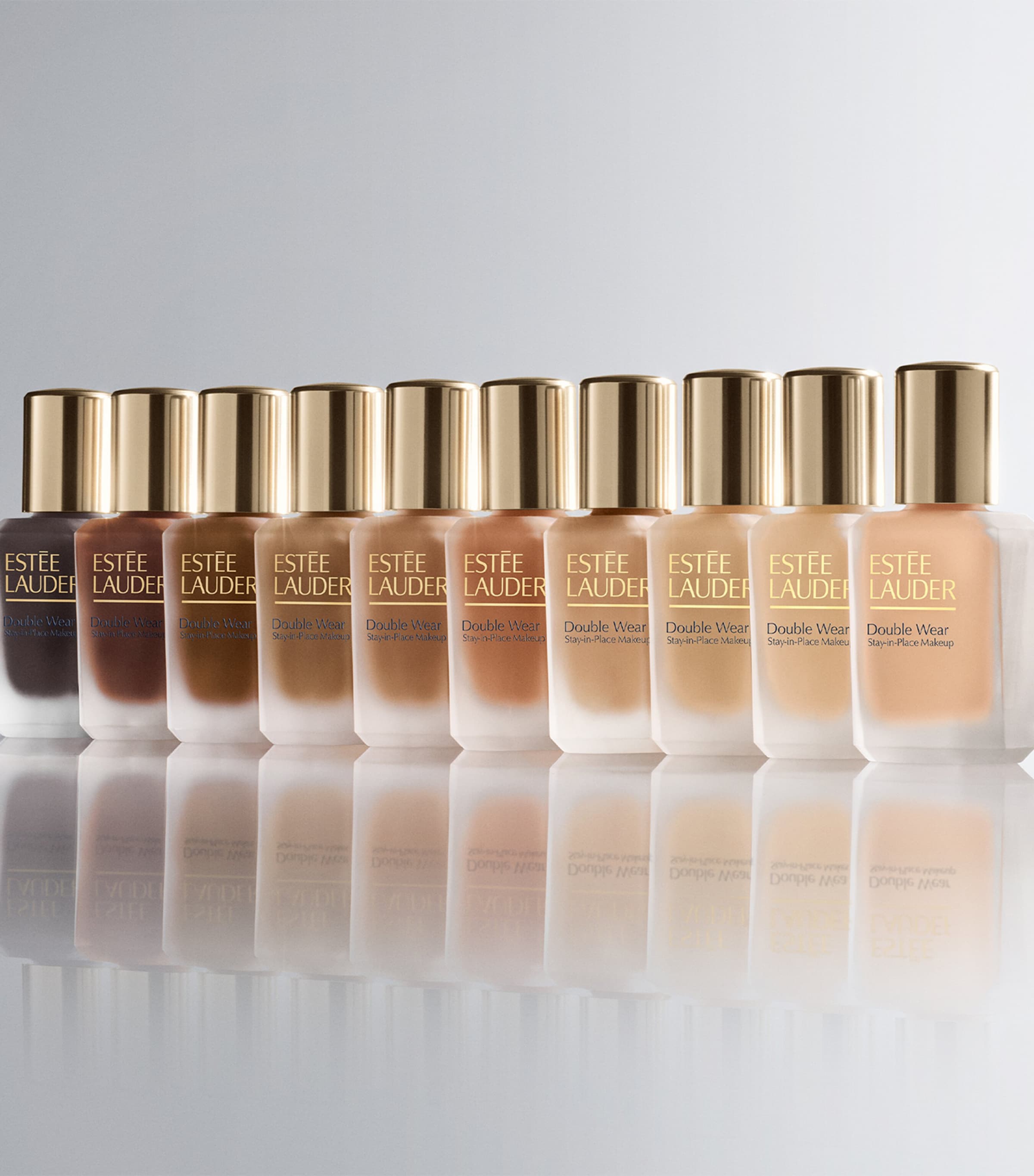 Estée Lauder Double Wear Longwear Matte Foundation SPF 10 Truffle Image 4