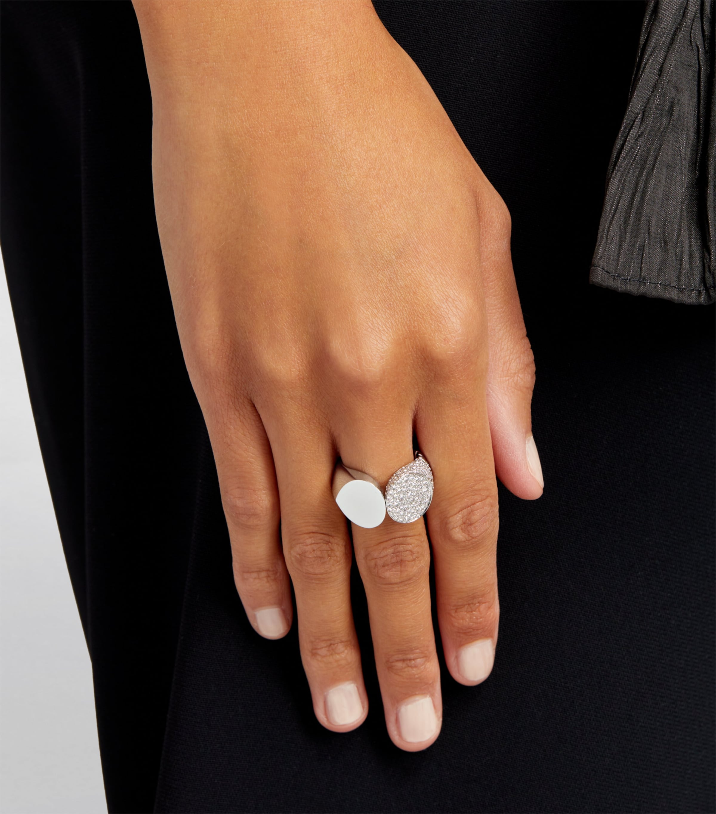 White Gold and Diamond Oera Edition 03 Ring WHITE GOLD Image 5