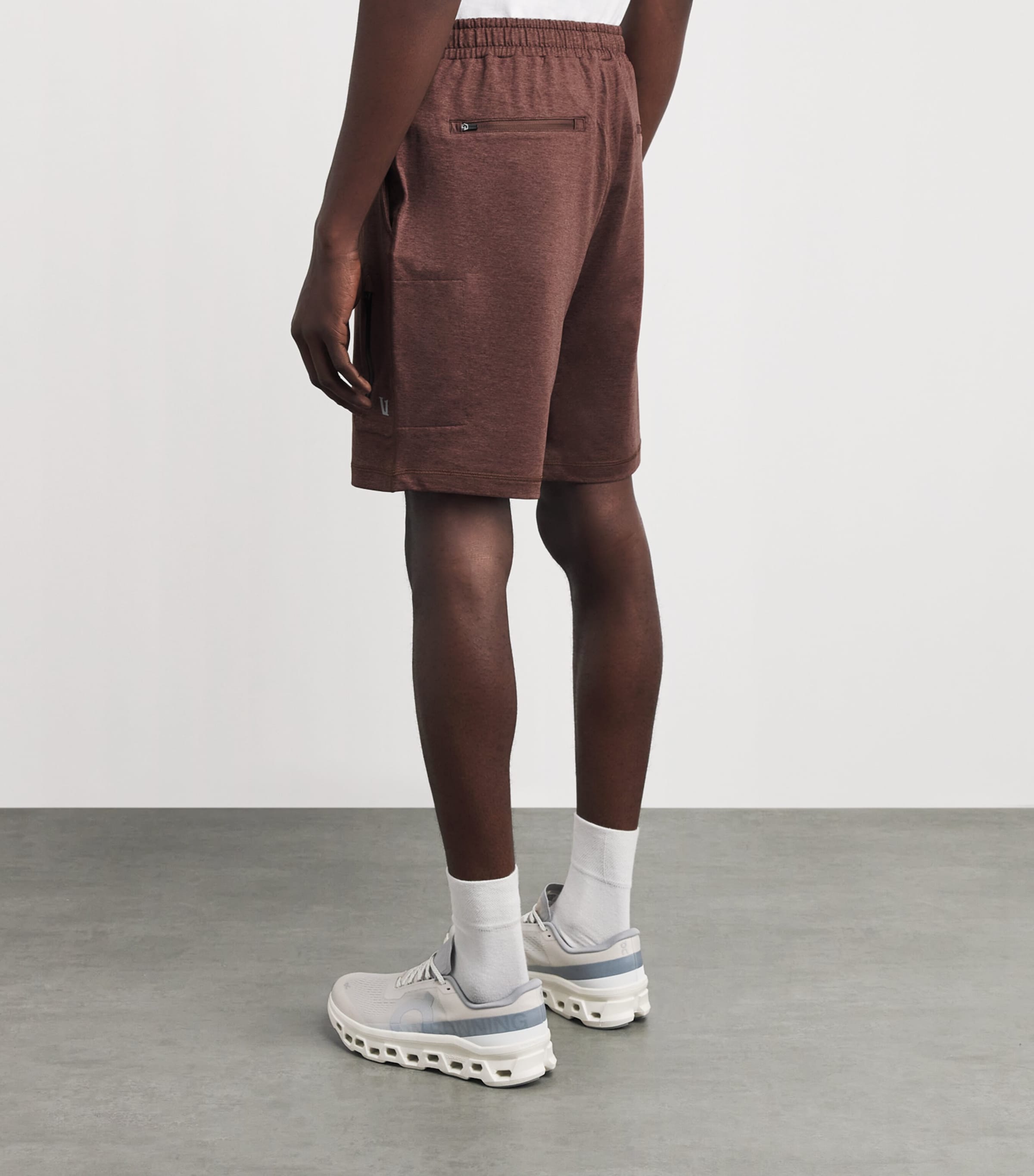 VUORI Mens Sunday Performance Shorts Sah Sable Heather Image 5