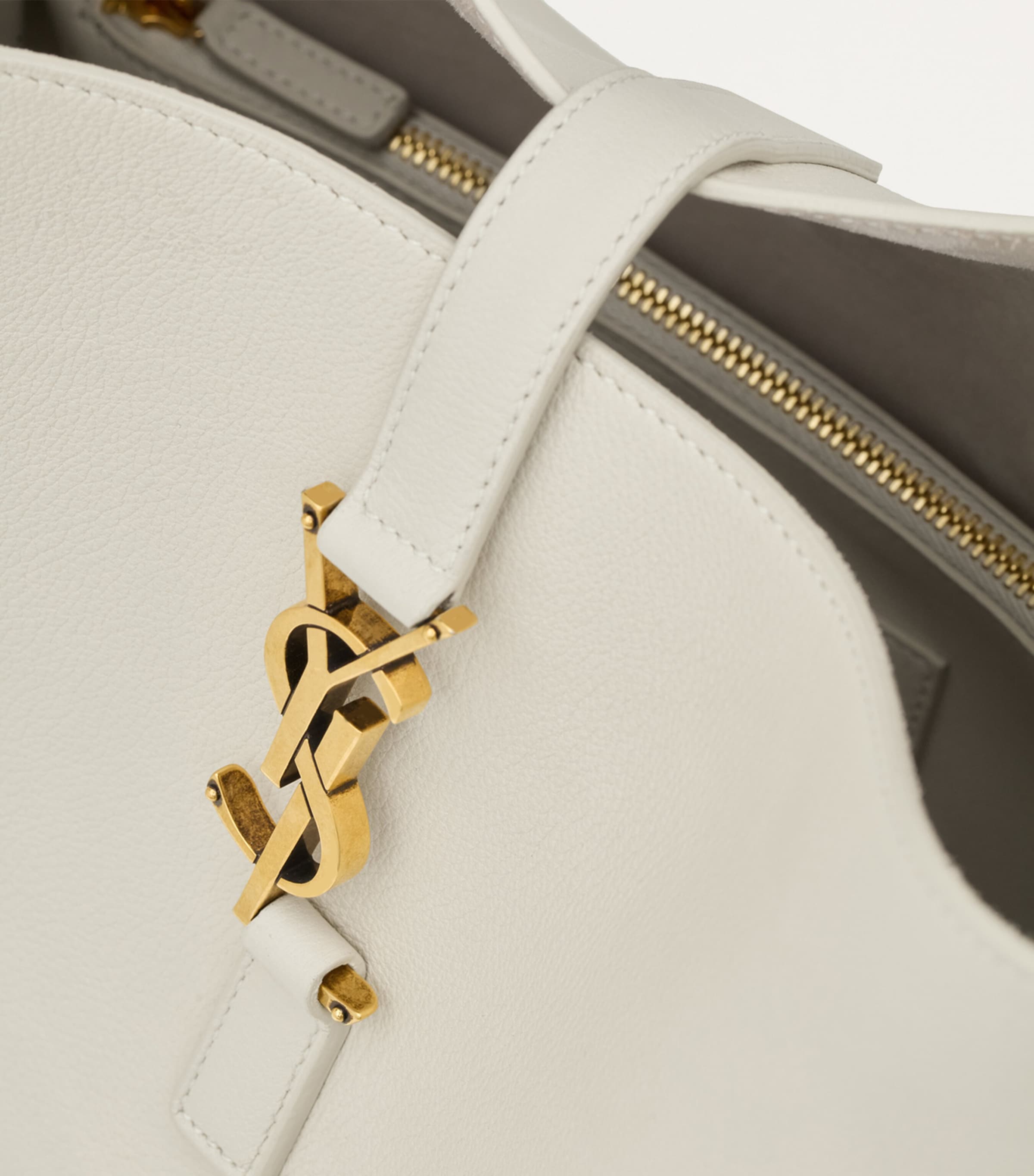 Leather Le 5 à 7 shoulder bag 9207 Image 5