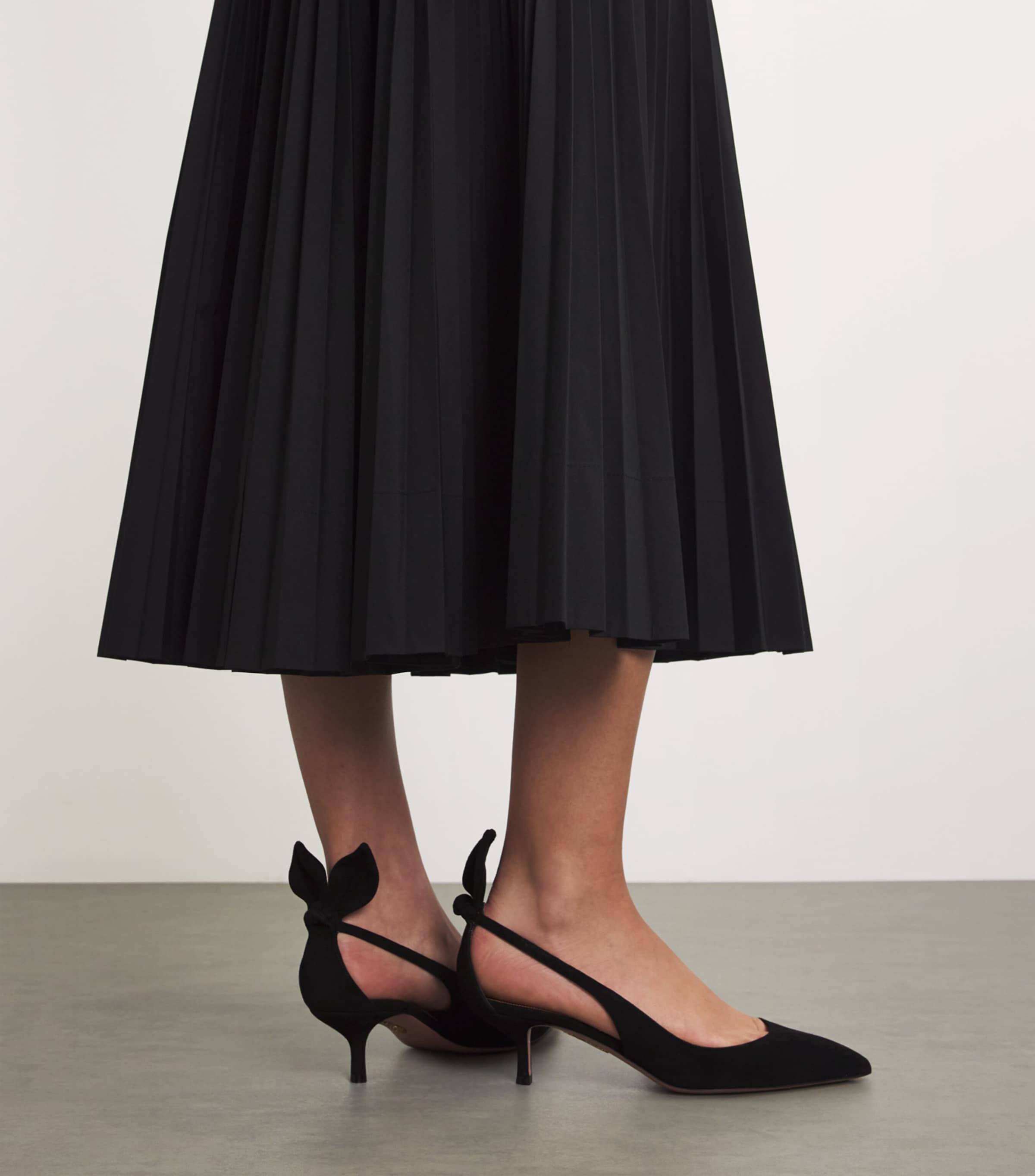 Suede Bow Tie Pumps 50 BLACK Image 2