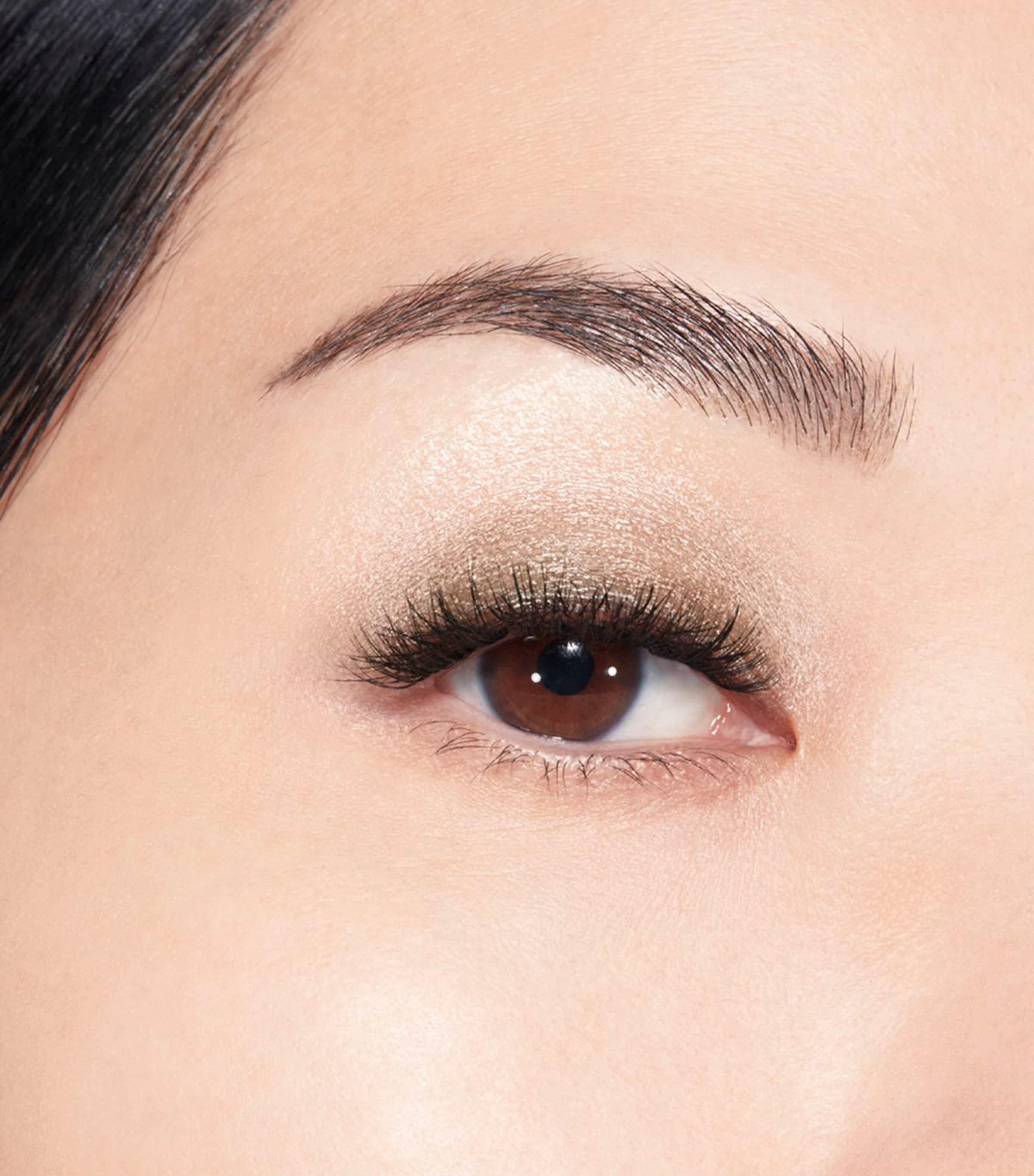 Ombre Essentielle Multi-Use Longwearing Eyeshadow 234 BEIGE SABLE Image 3