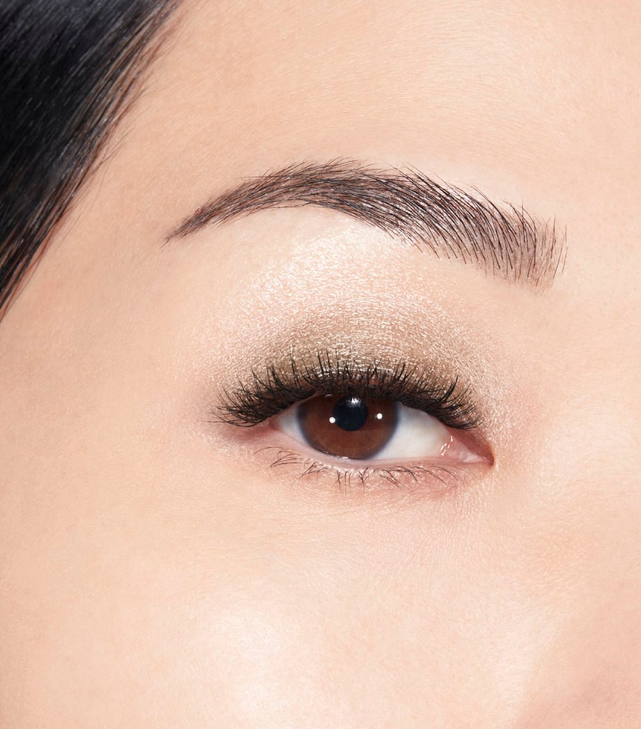 Ombre Essentielle Multi-Use Longwearing Eyeshadow 234 BEIGE SABLE Image 3