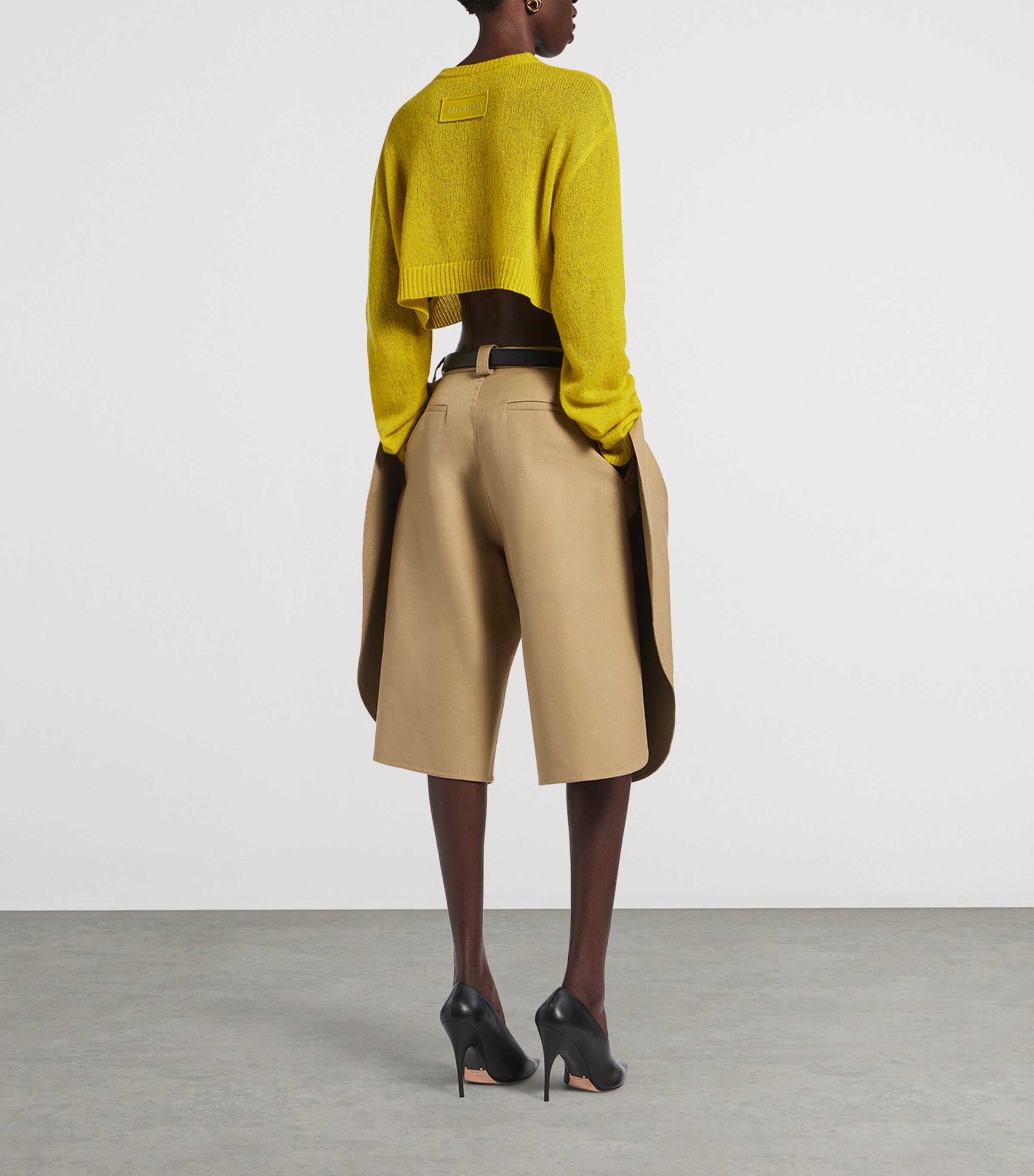 Balenciaga Womens Cashmere Crew-Neck Cropped Sweater Image 3