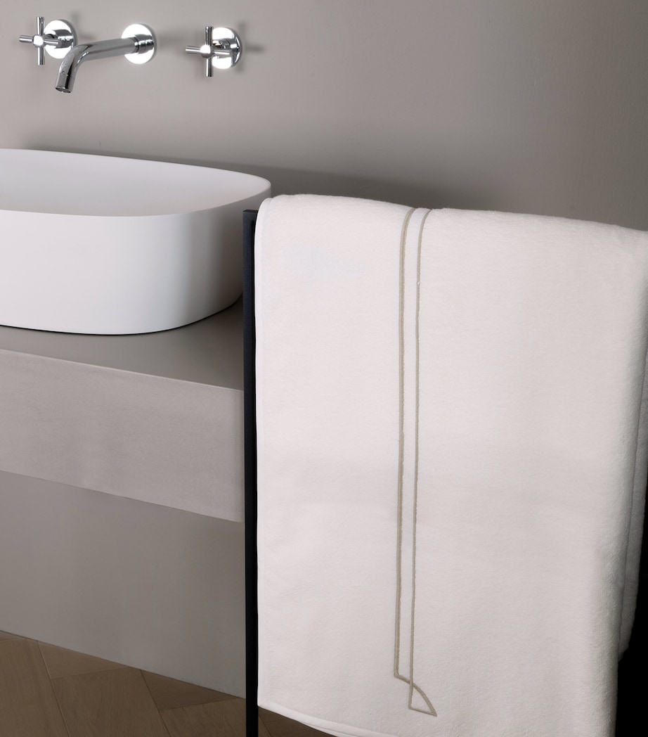 Frette Cotton Layering Embroidery Bath Sheet (100cm x 150cm) Milk/savage B Image 2