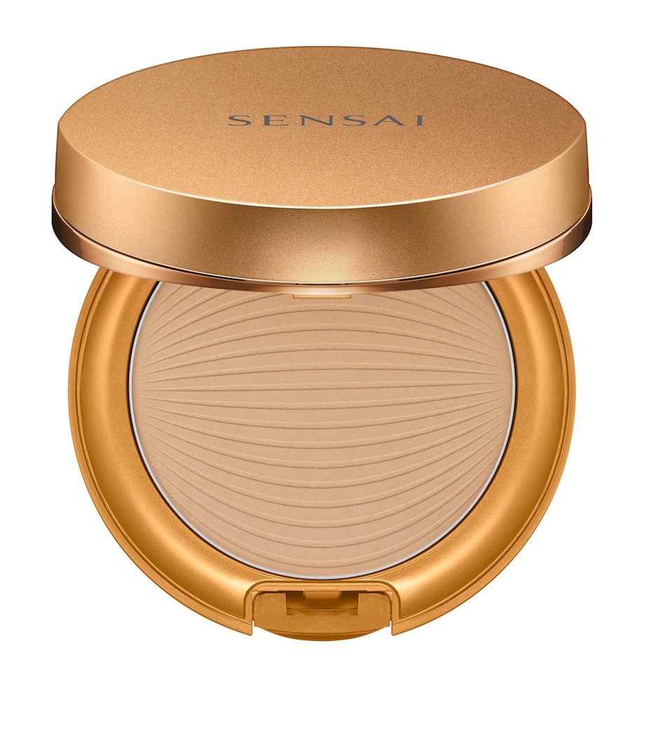 Silky Bronze Natural Veil Compact Foundation SC01 LIGHT Image 1
