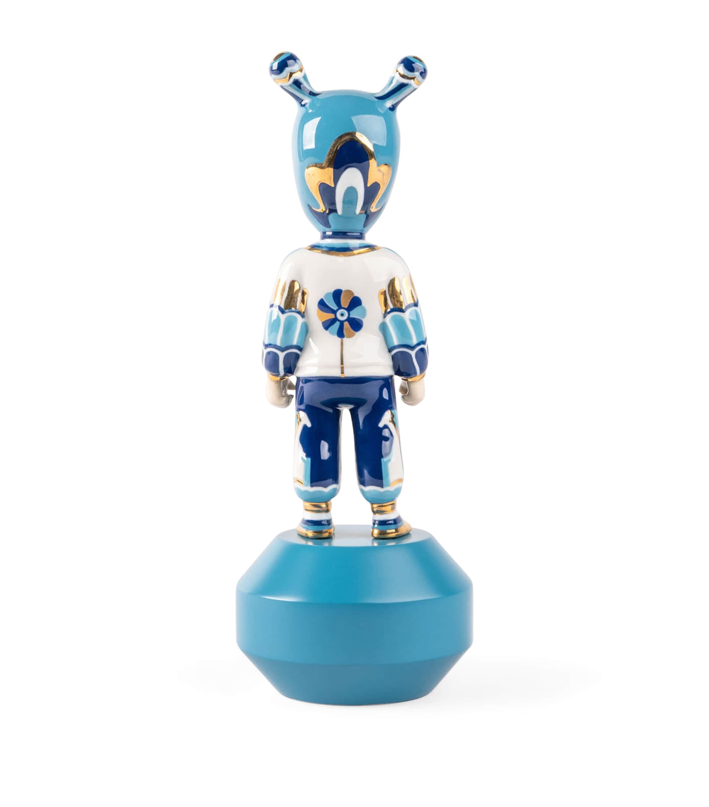 Small The Guest by Kzeng Jiang Figurine WHITE & BLUE Image 5