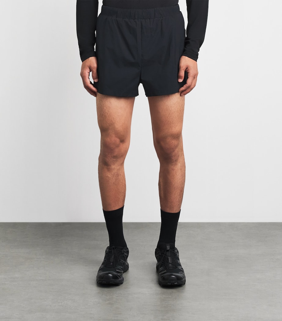 Houdini Mens Ripstop Pace Split Shorts True Black Image 4