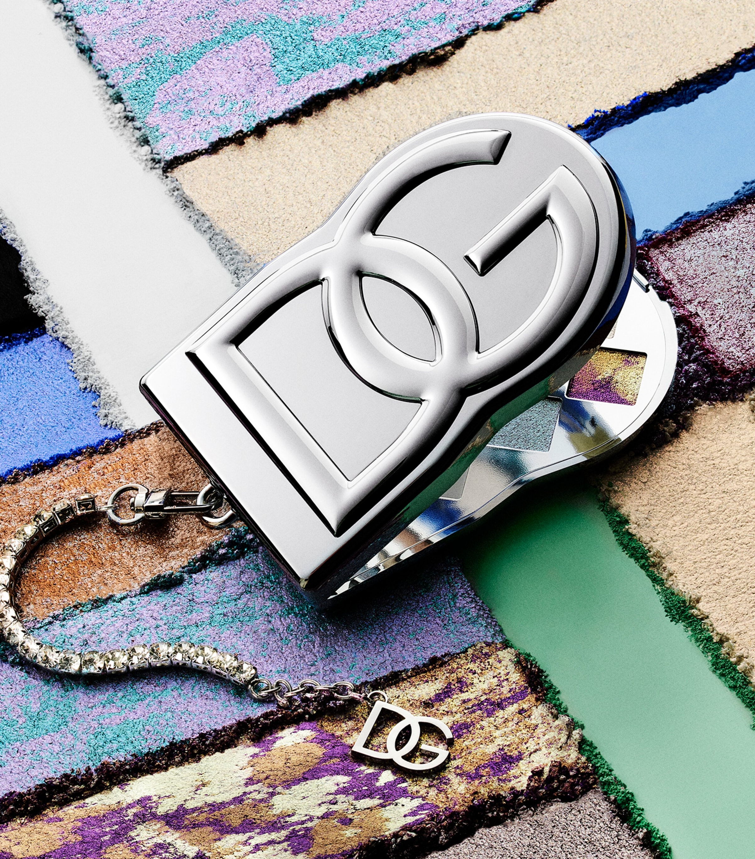 Dolce&Gabbana Eye Dare You! Beyond Multi-Finish Eyeshadow & Highlighter Palette Image 8