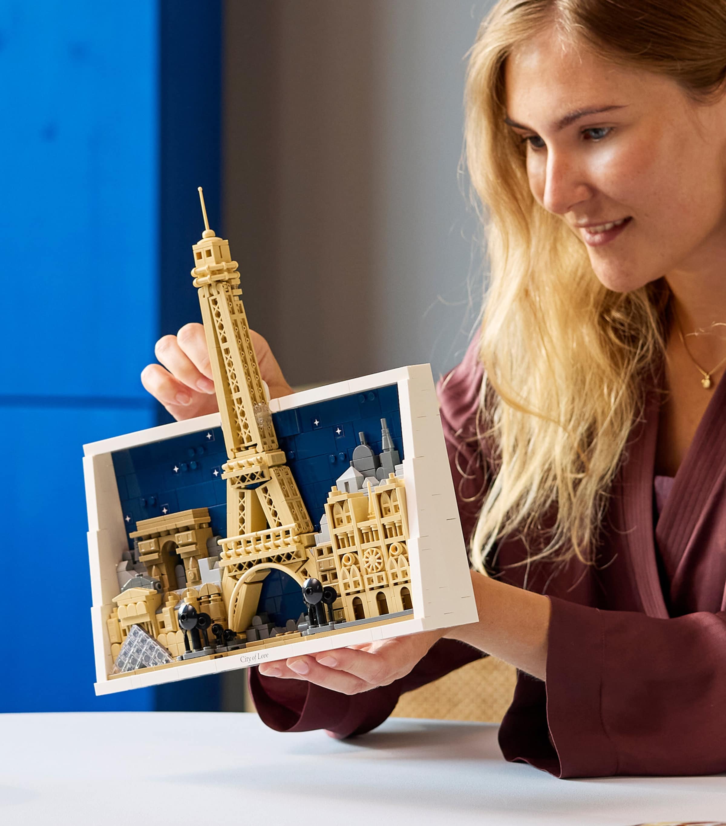 LEGO Architecture Paris – City of Love Set 21064 MULTI Image 3