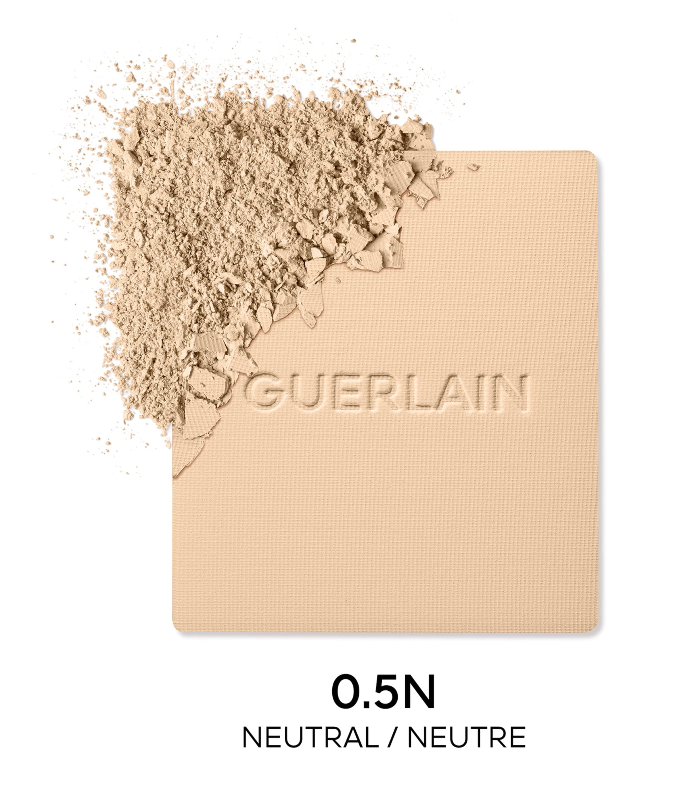 Parure Gold Skin Control Matte Compact Foundation 0.5N Image 2