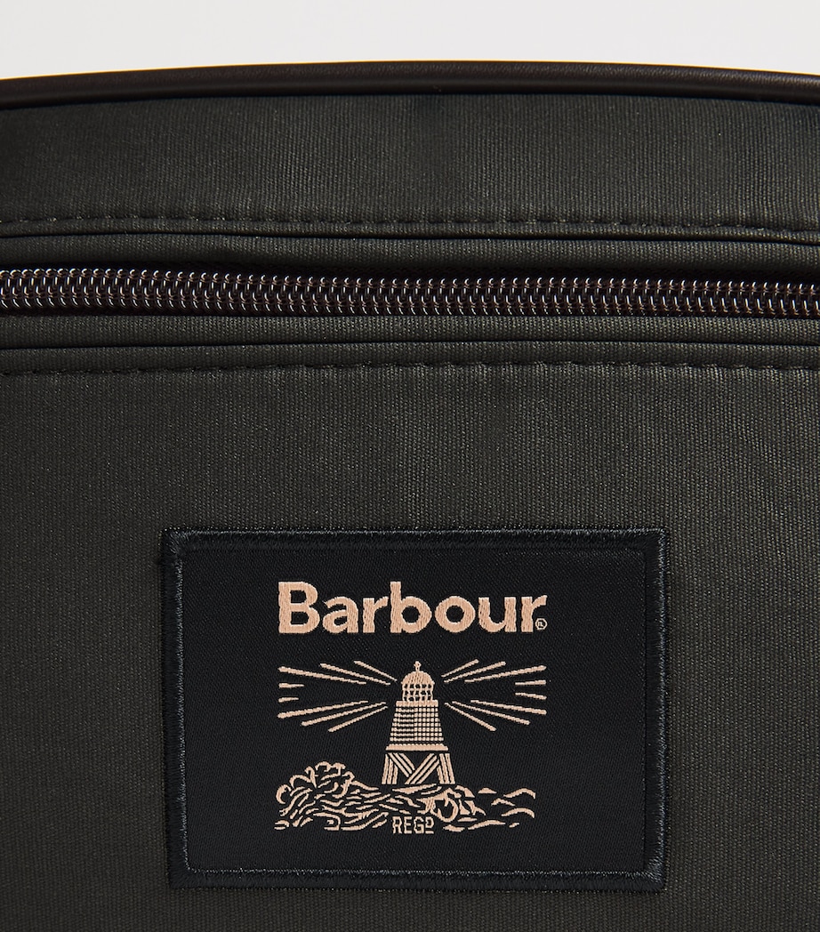 Wax-Coated Wash Bag OLIVE/BEACON Image 3