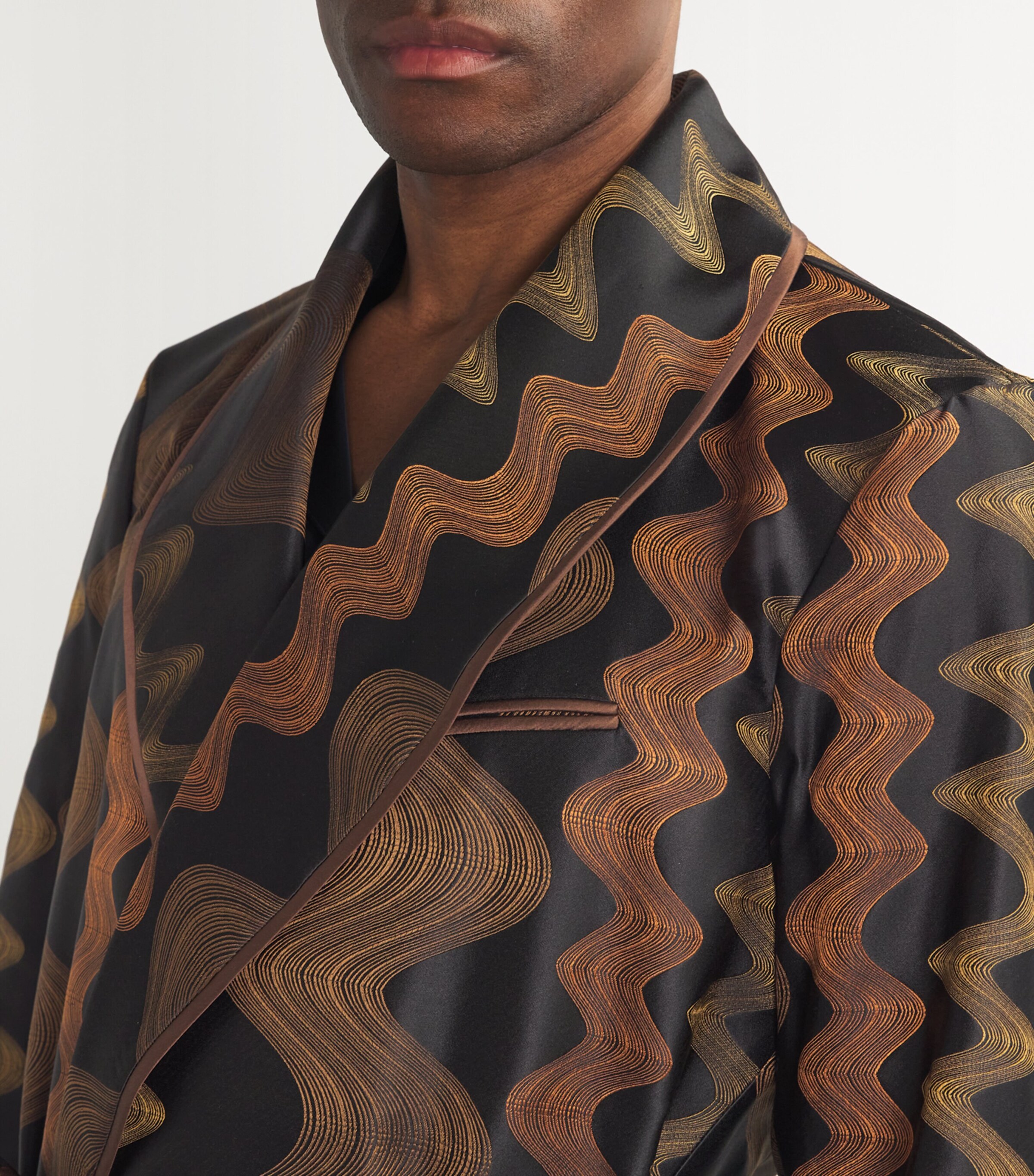 Daniel Hanson Mens Silk Jacquard Robe Image 6