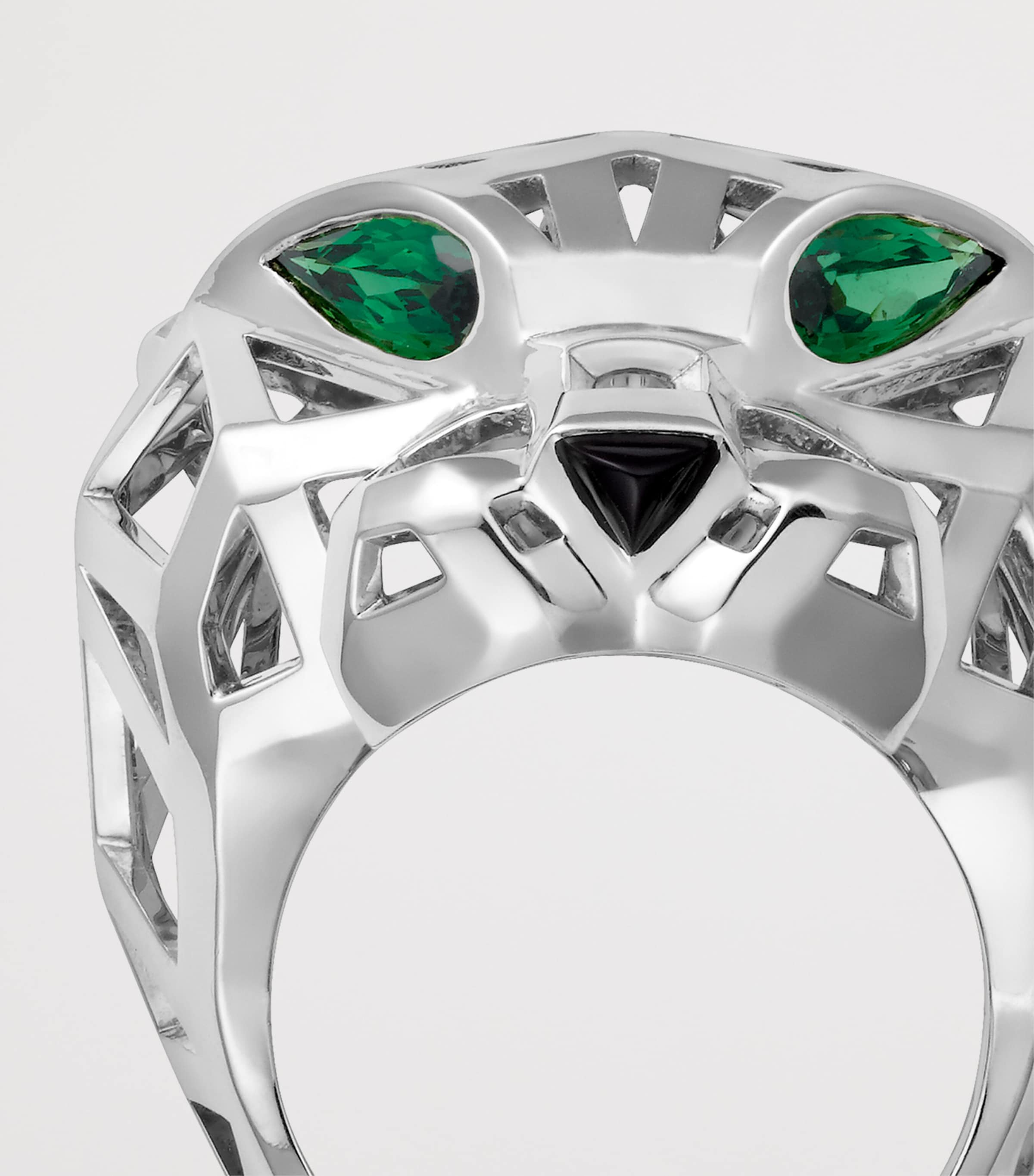 Cartier White Gold, Tsavorite Garnet and Onyx Panthère de Cartier Ring White Gold Image 5