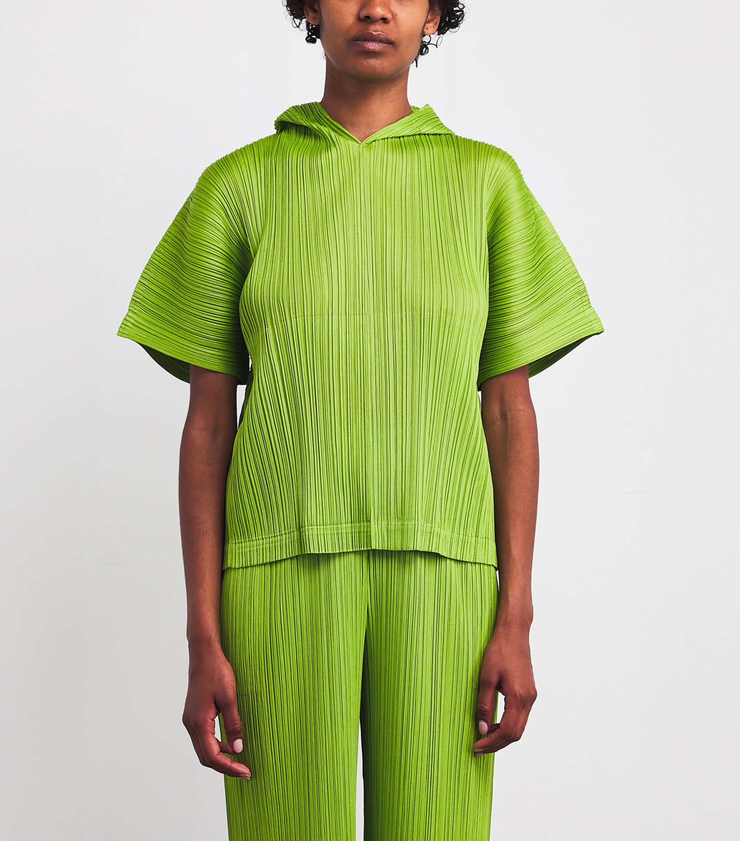 Monthly Colors August Top YELLOW GREEN Image 3