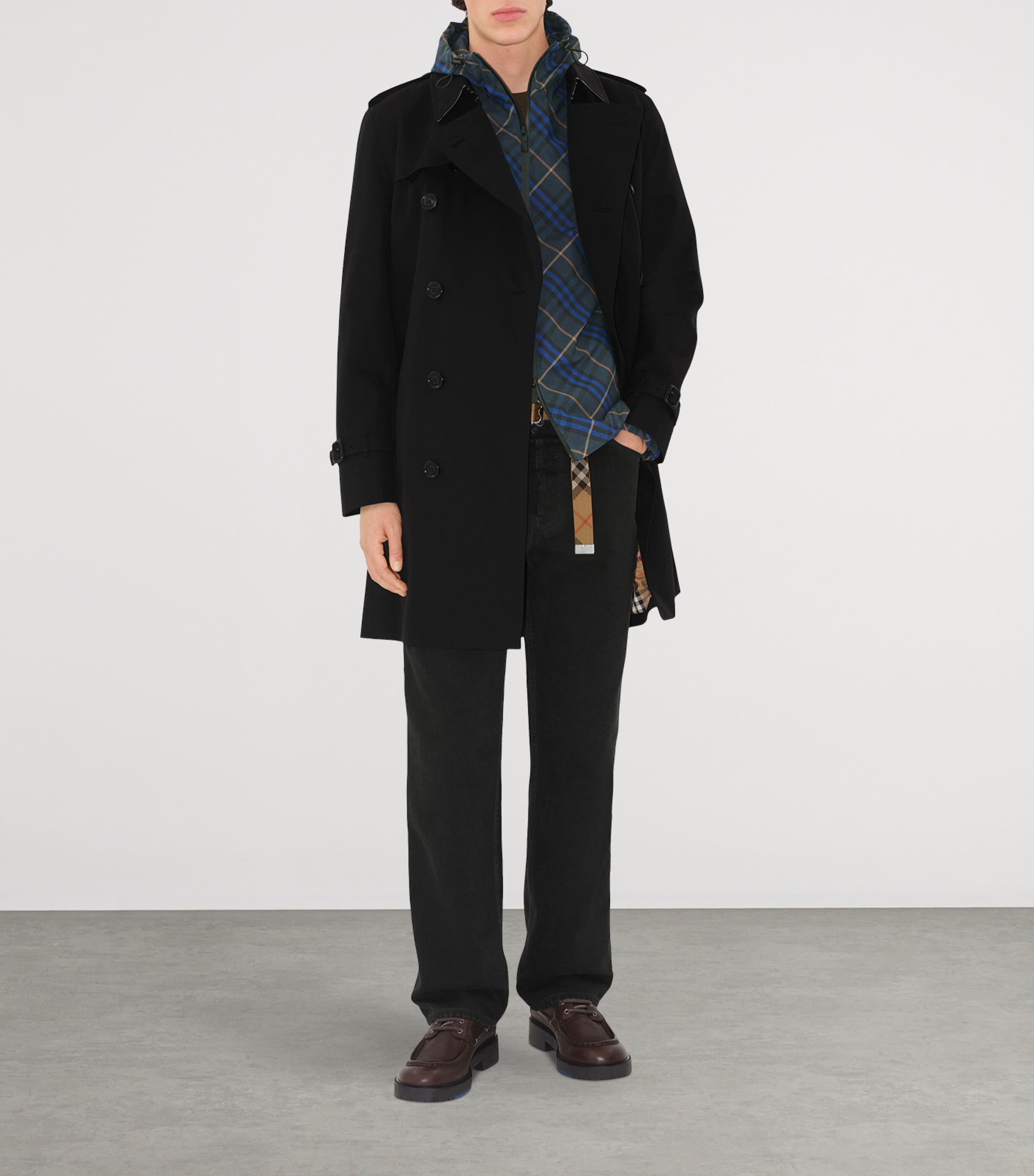 Burberry Mens Mid-Length Kensington Heritage Trench Coat Black Image 2