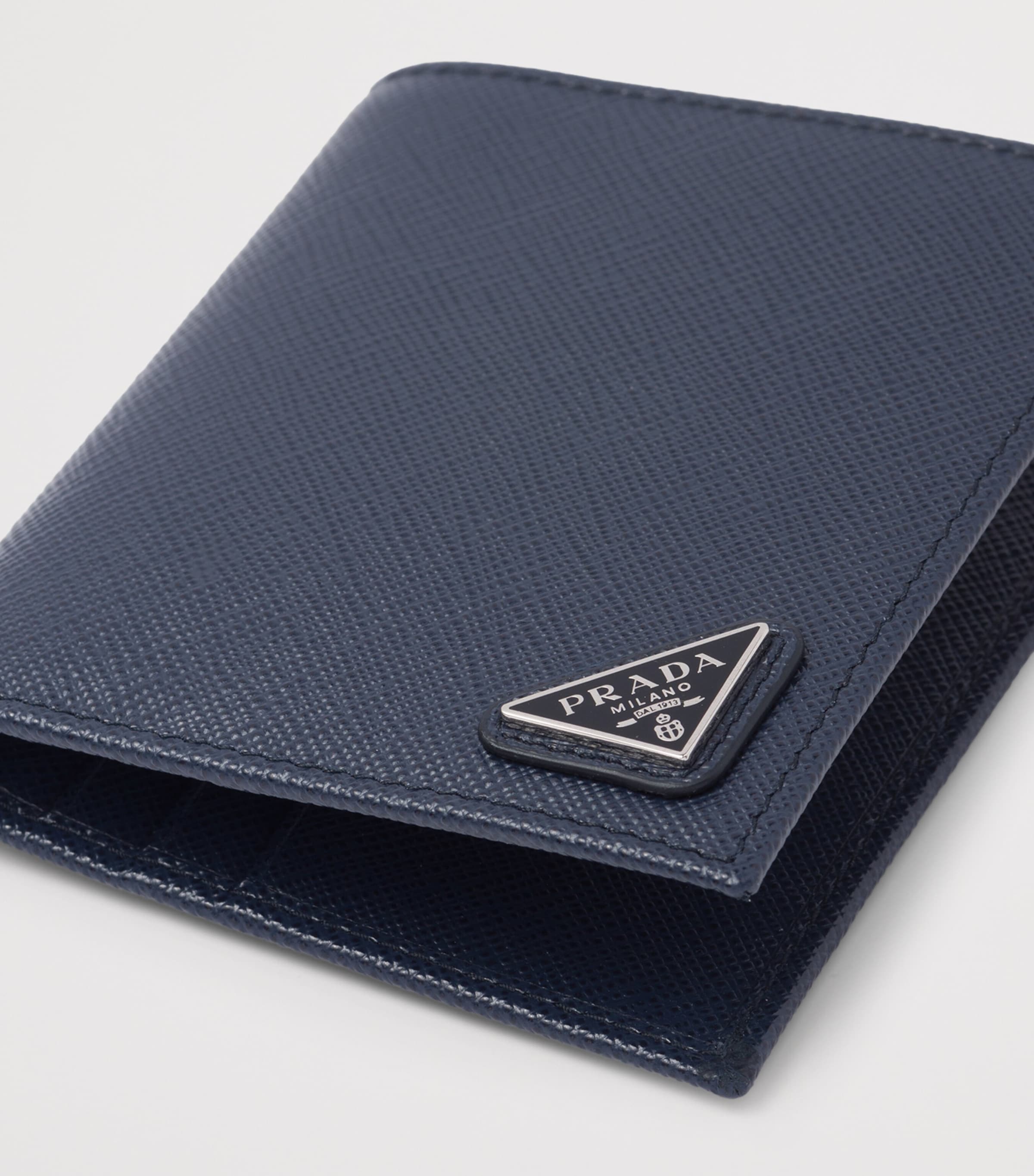 Saffiano Leather Logo Wallet F0216 Image 5