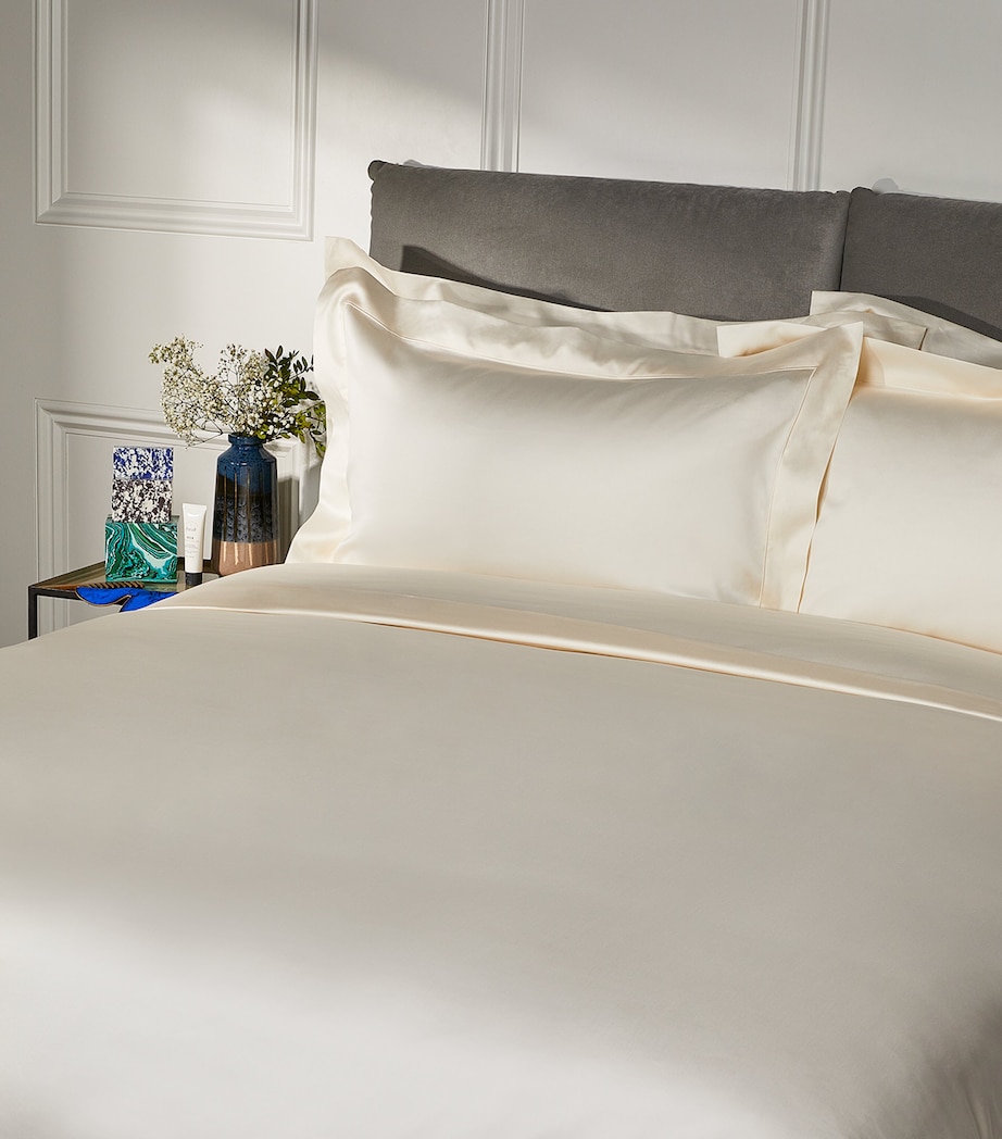 Bourdon Oxford Pillowcase (50cm x 75cm) NATUREL Image 2