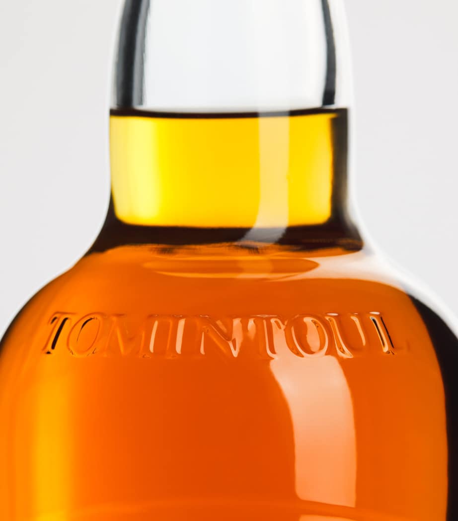 Angus Dundee Distillers Tomintoul 17-Year-Old Pedro Ximénez Cask Finish Single Malt (70cl) Image 3