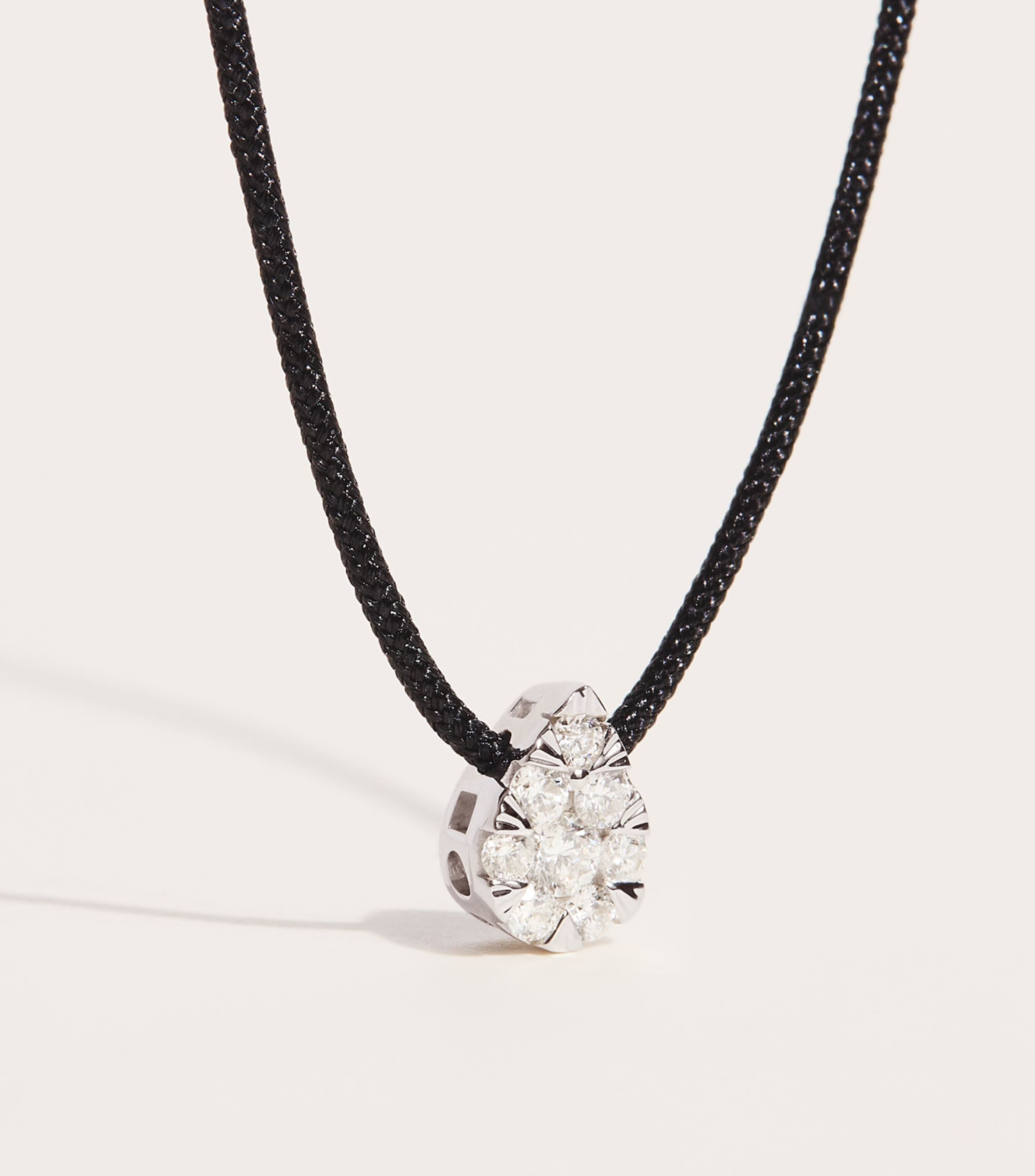 Persée White Gold and Diamond Floating Necklace White Gold Image 5