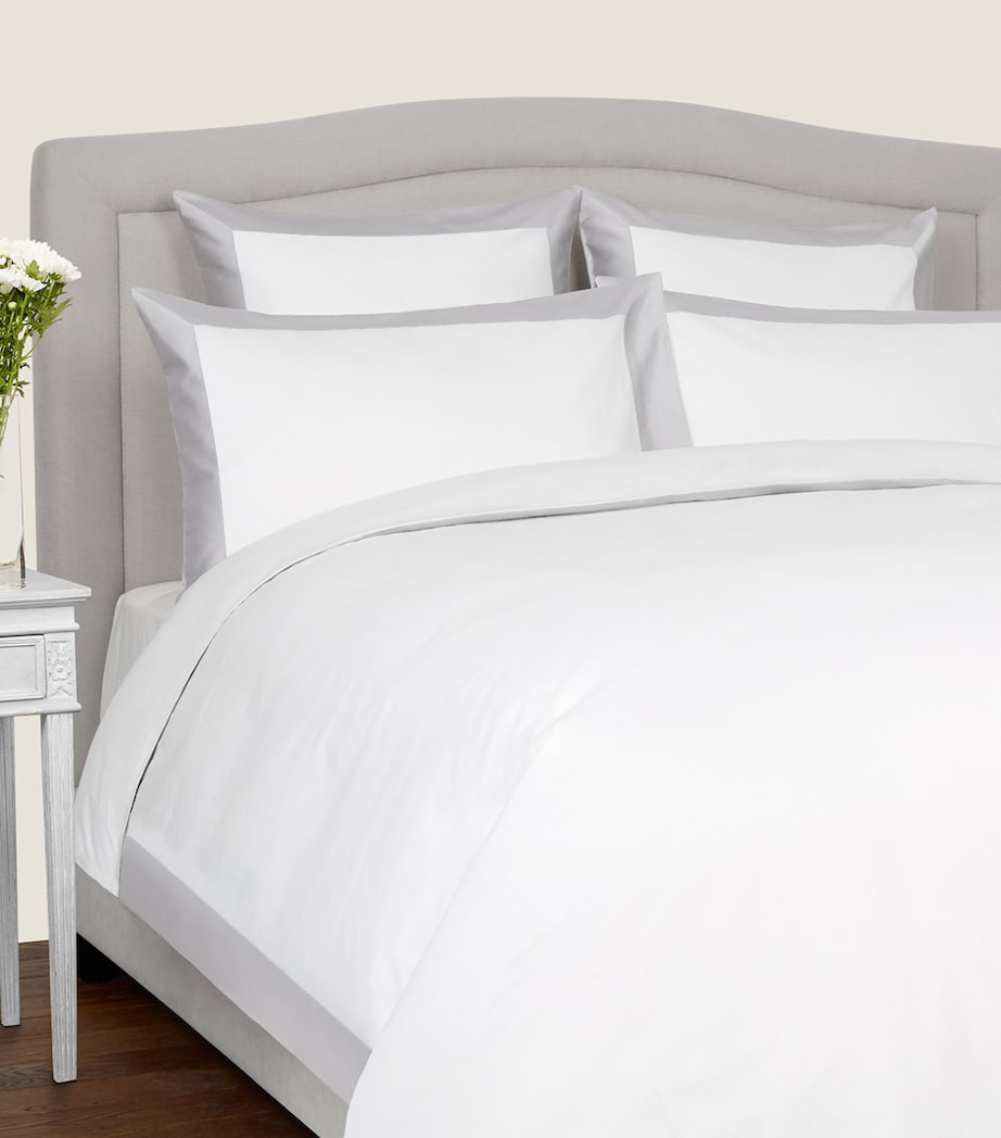 Bold Super King Duvet Cover Set (260cm x 220cm) BN57  MILKROCK Image 1