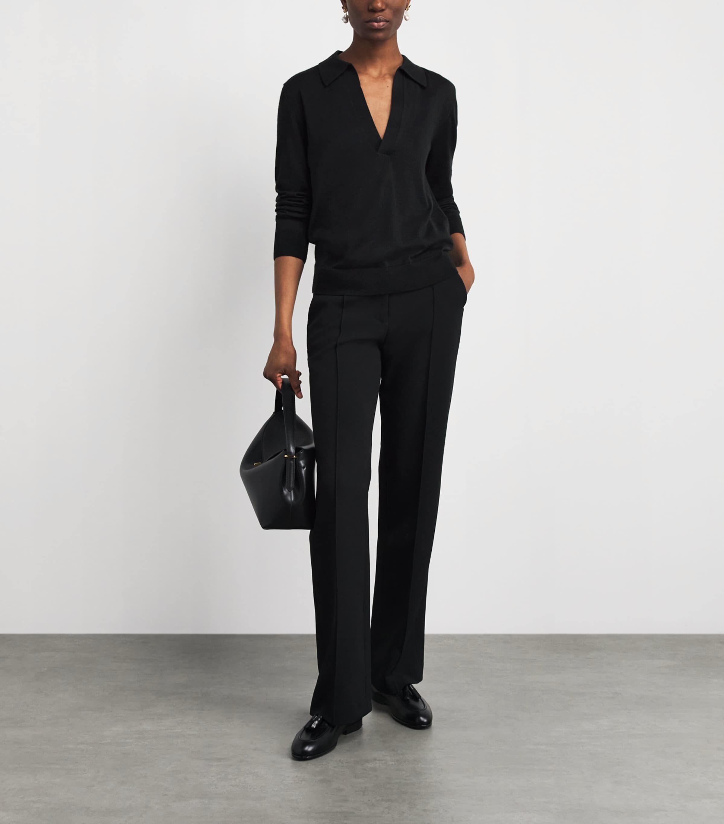 Brioni Womens Cashmere-Silk V-Neck Sweater Image 2