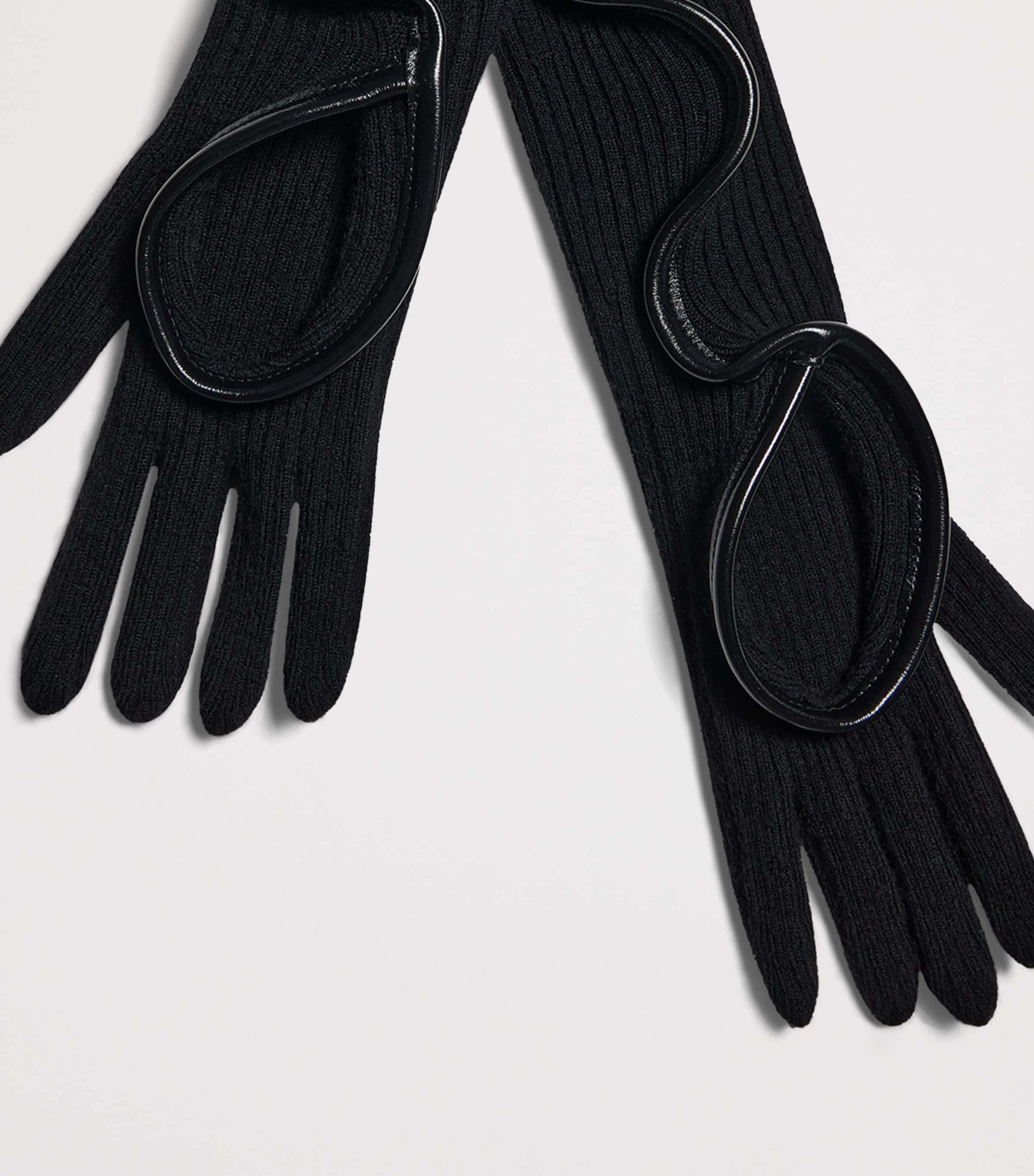 Schiaparelli Ruffle Gloves Black Image 5