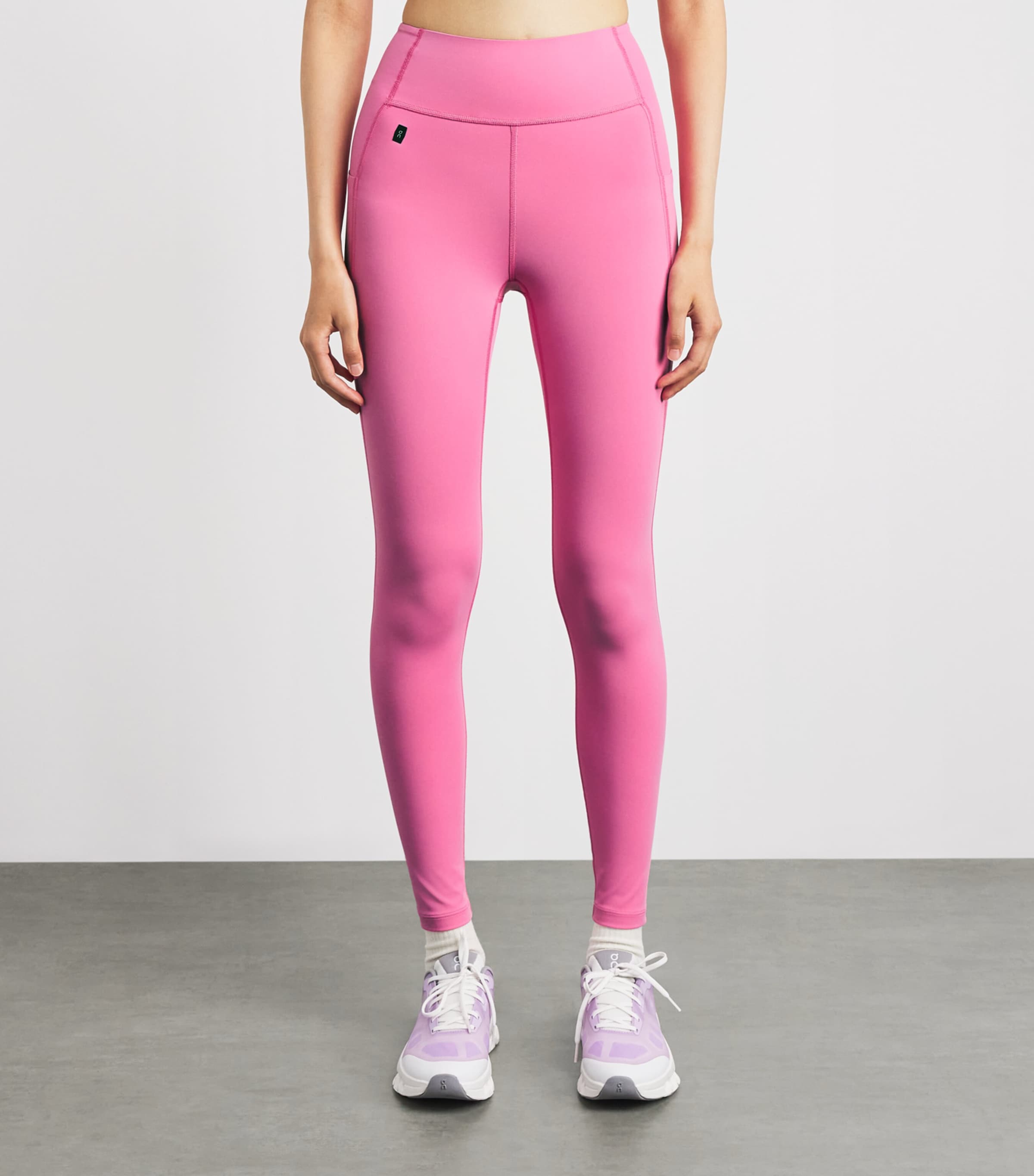 On Womens Train Leggings Bubblegum Image 4