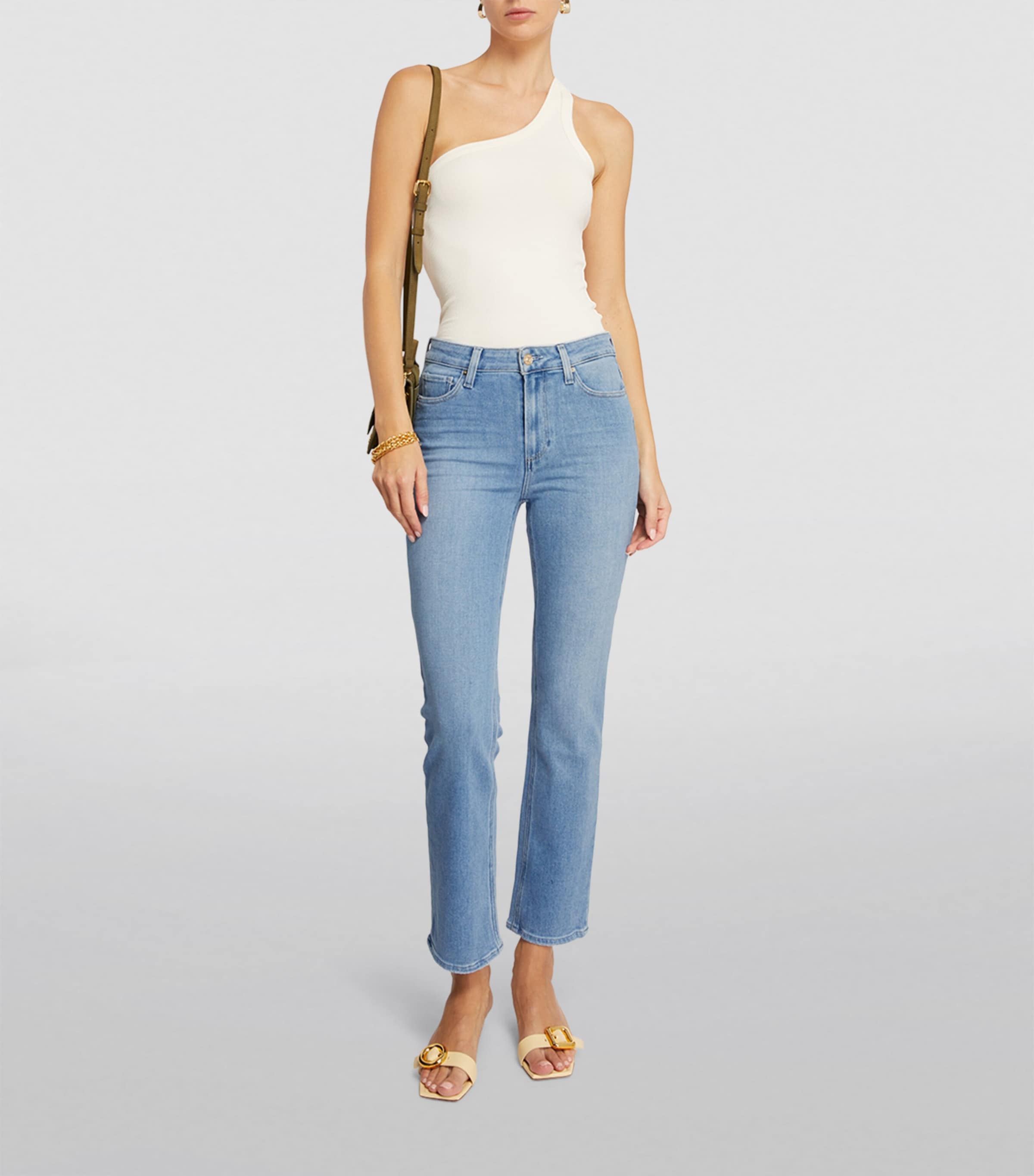 Cindy Jeans CANVASES Image 2