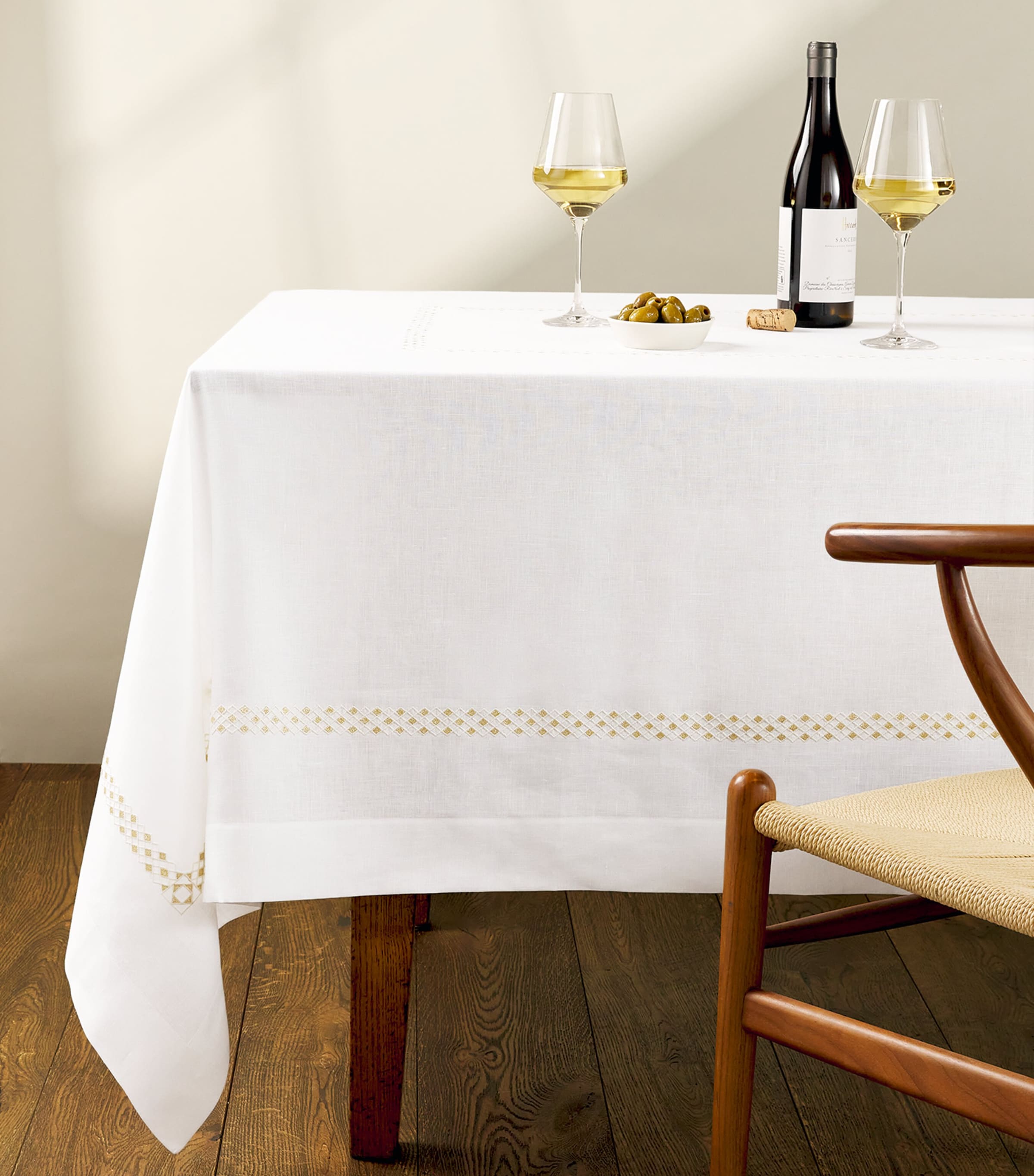 Linen Embroidered Liri Tablecloth (170cm x 270cm) WHITE/GOLD Image 3
