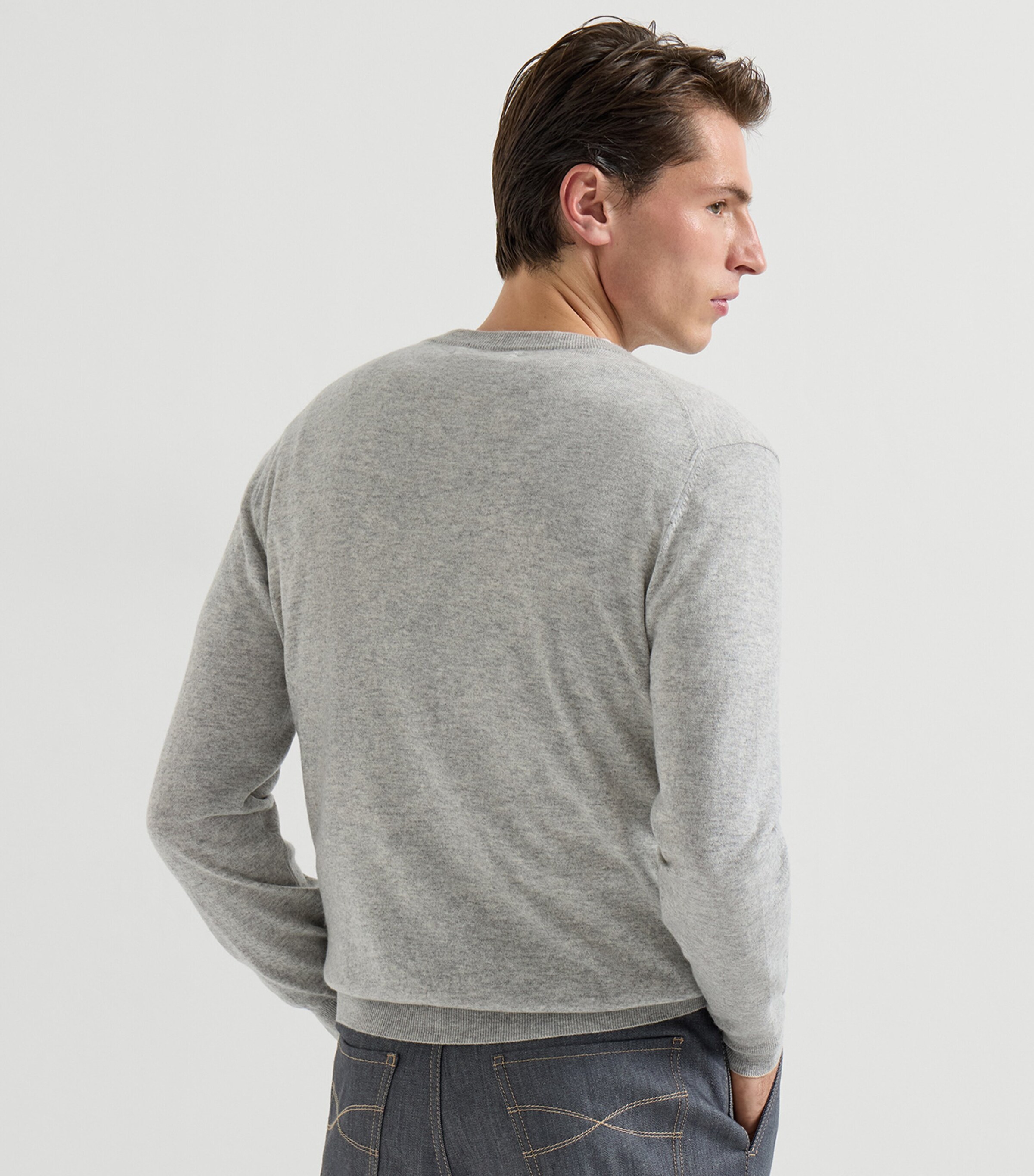 Brunello Cucinelli Mens Cashmere Crew-Neck Sweater Image 4