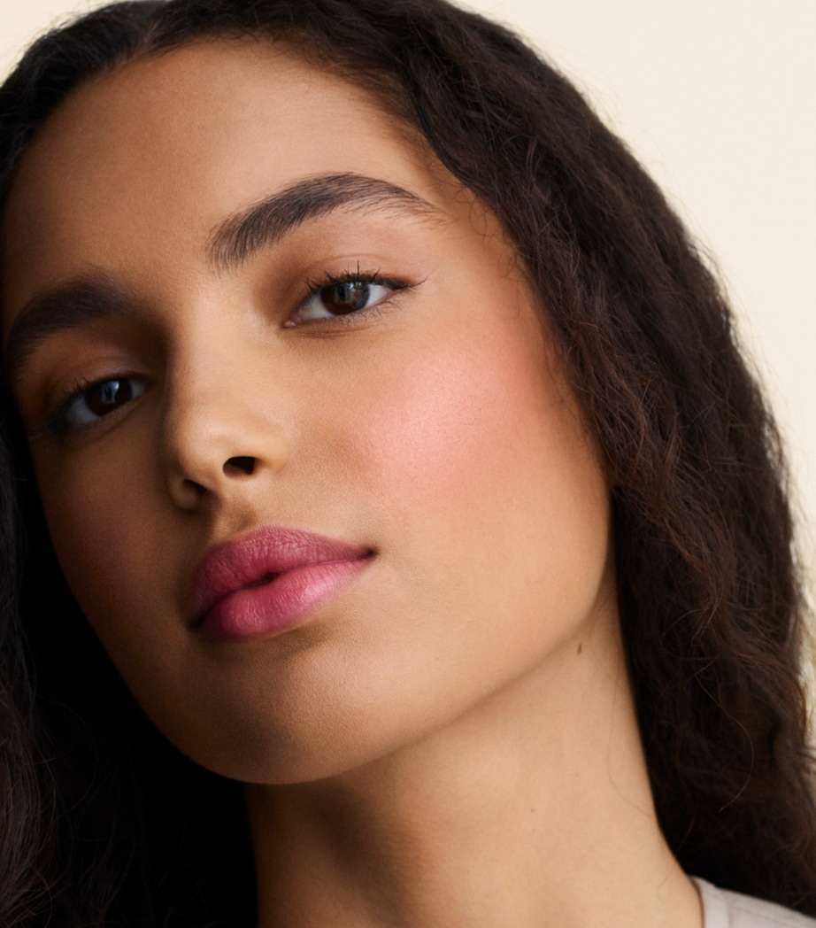 Rose Hermès Silky Blush Powder - 47 Rose Ambre 35 ROSE AMBRE Image 10