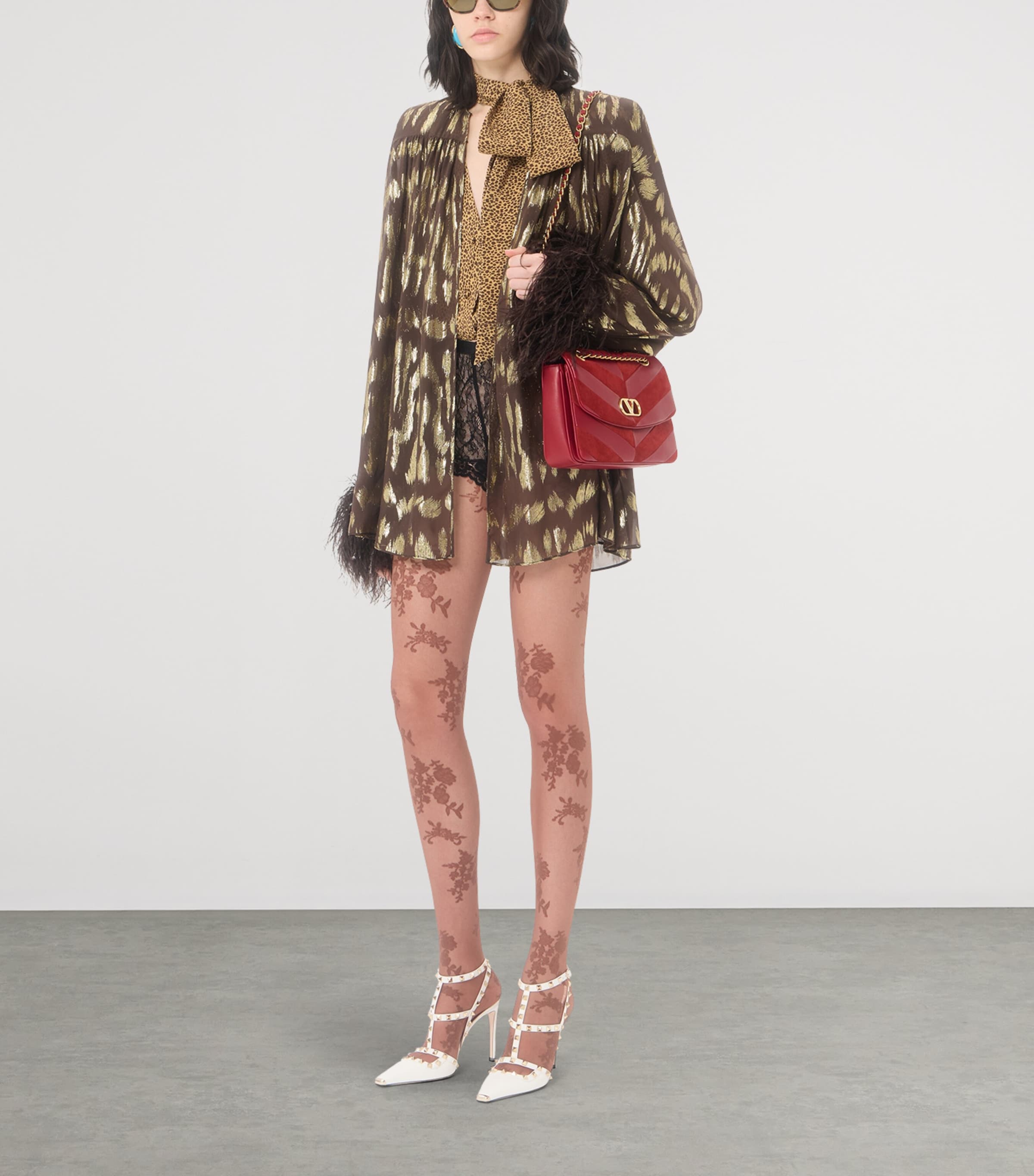 Valentino Garavani Lambskin Chevron Djuna Shoulder Bag Aqs Image 2