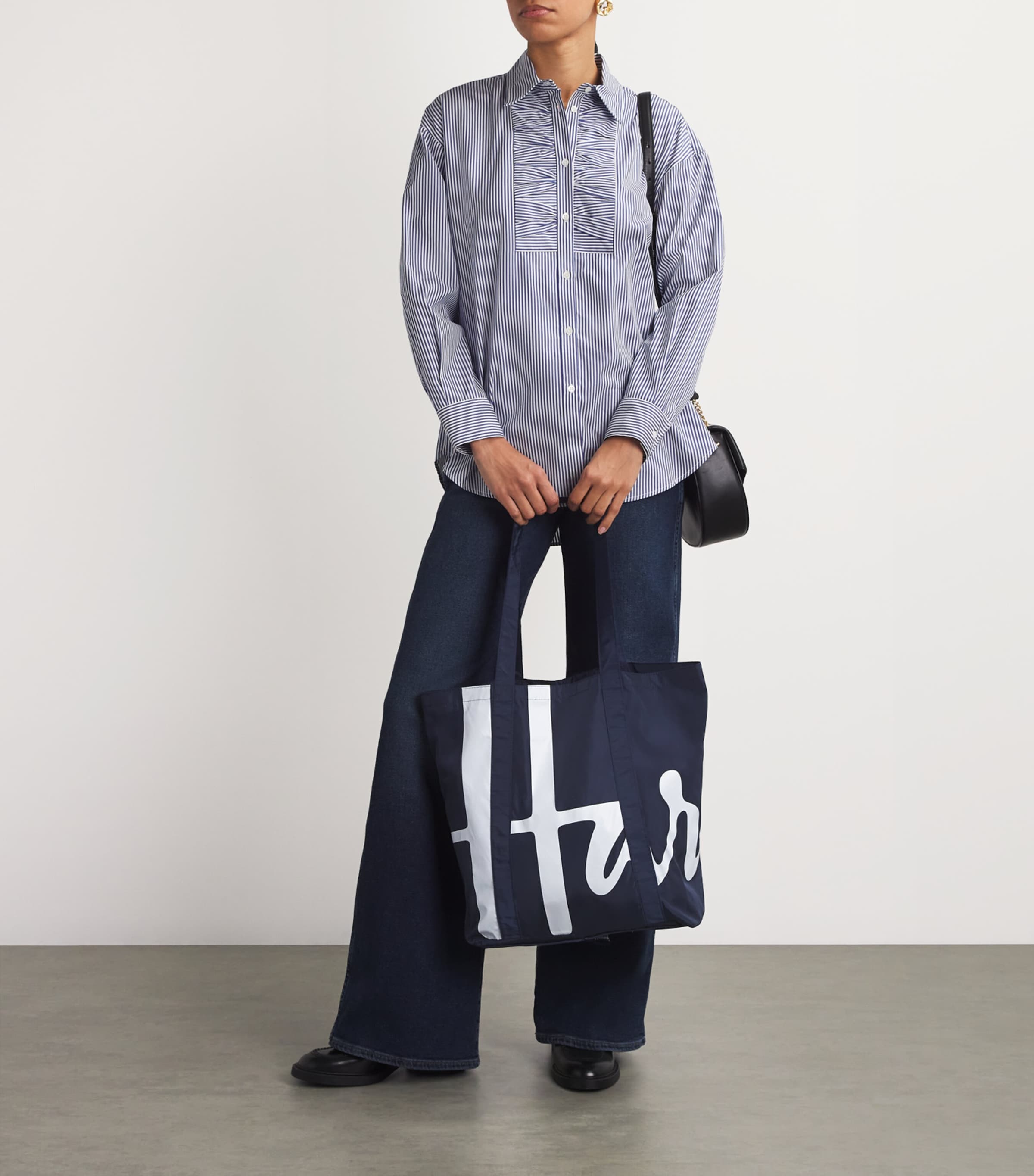 【HARRODS】Logo Pocket Shopper Bag エコバッグ Harrods Logo Pocket Shopper Bag | Harrods UK