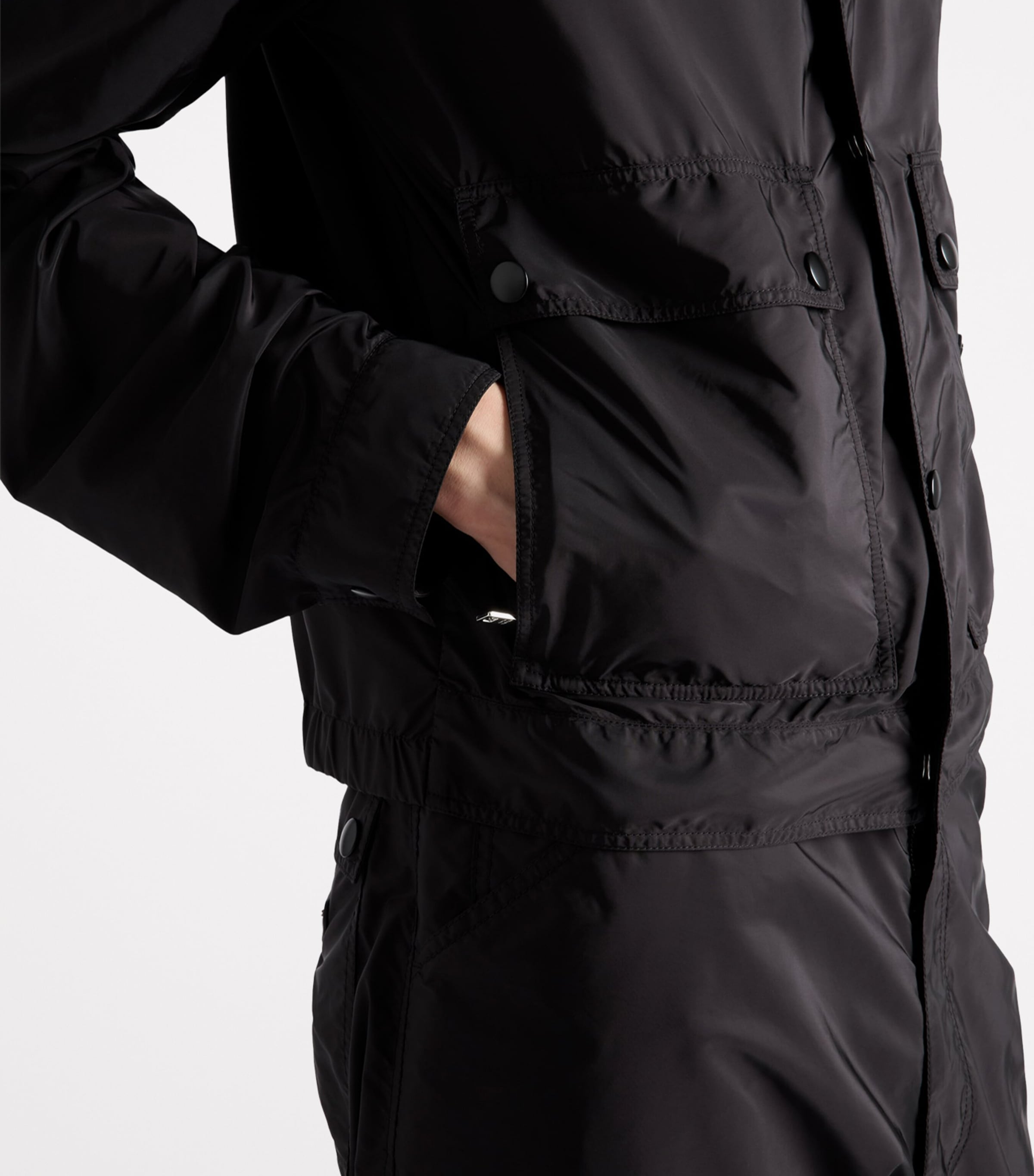 Re-Nylon Triangle Jacket F0002 Image 6