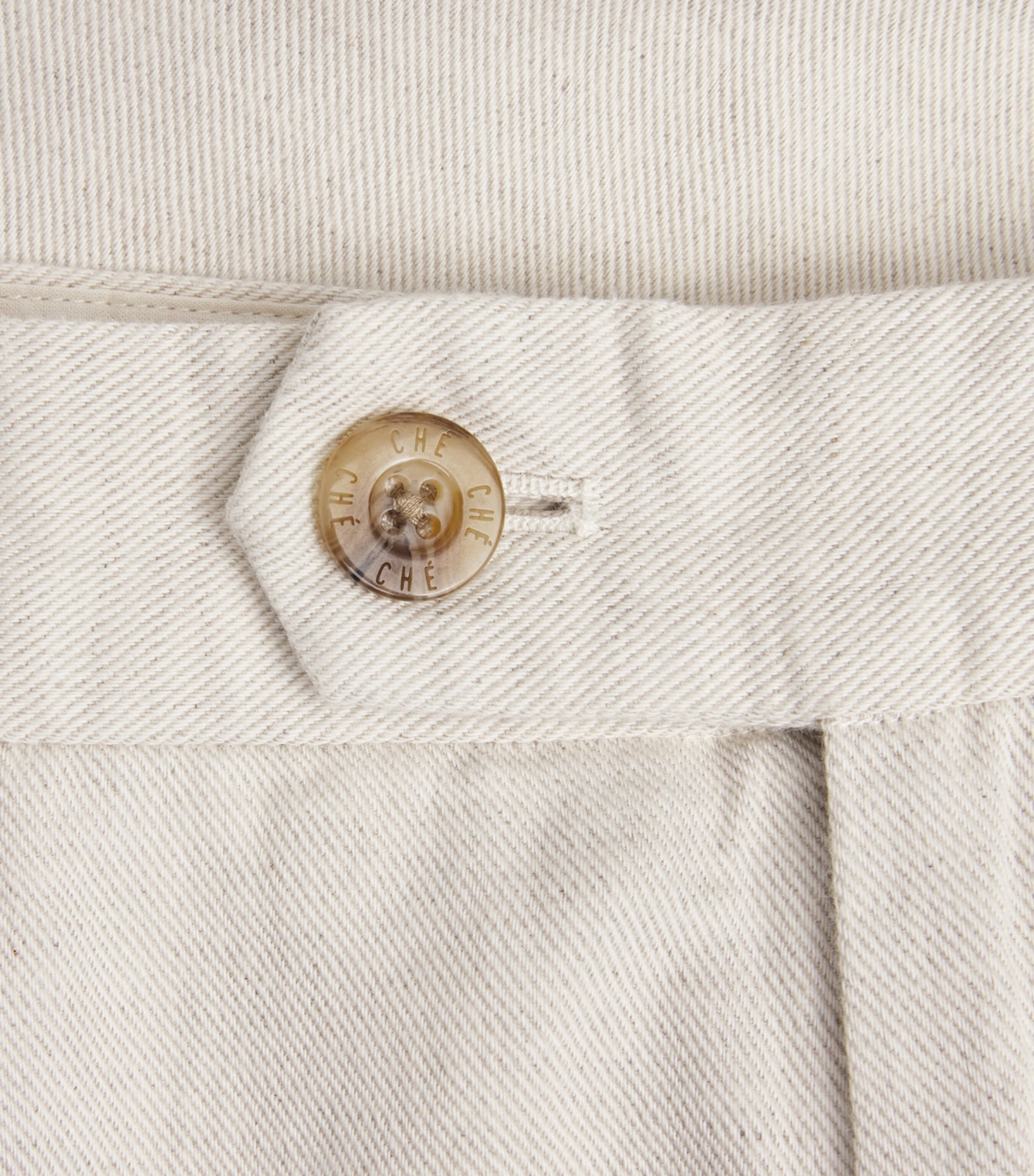 CHÉ Mens Cotton-Linen Marinos Chino Shorts Ivory Image 6