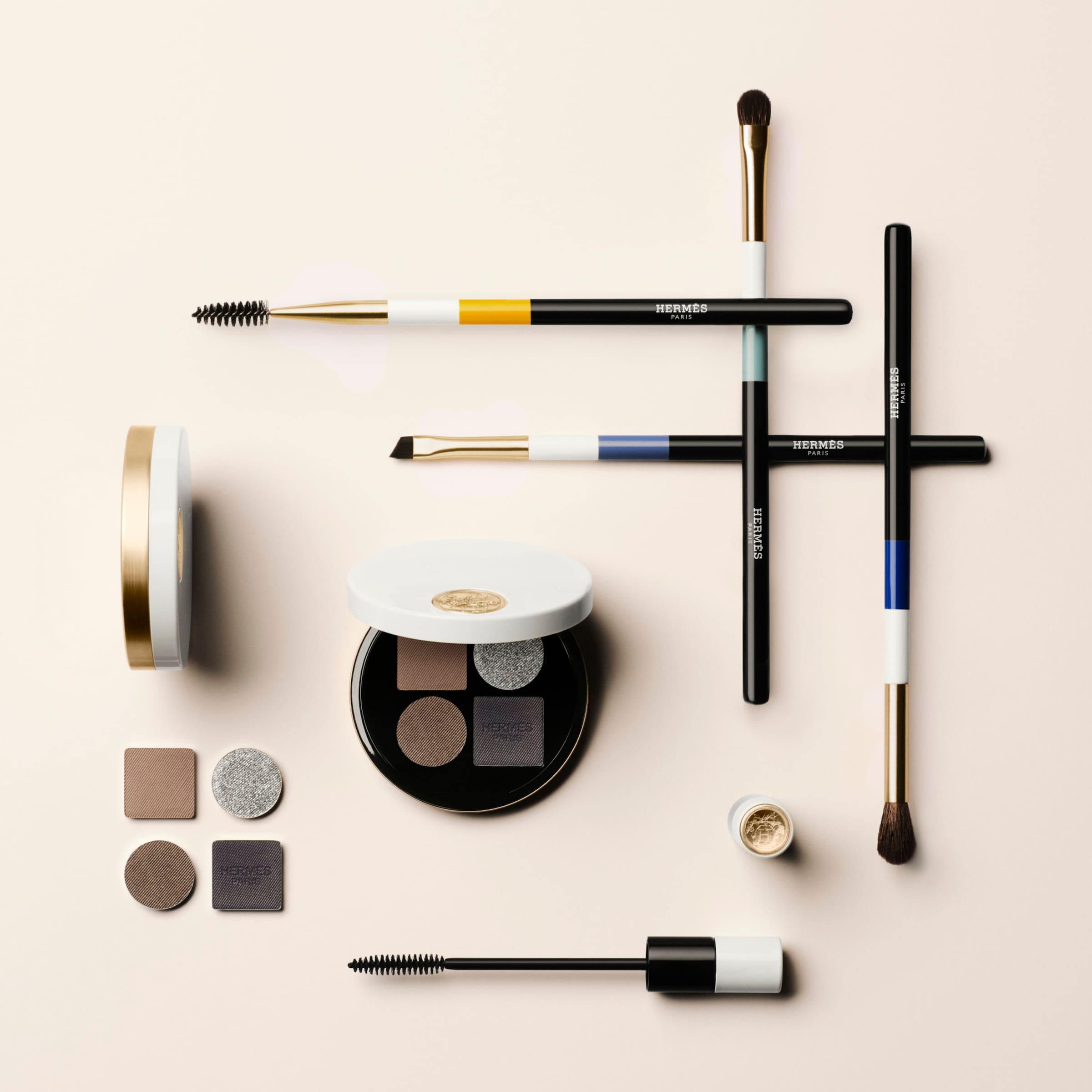 Ombres d'Hermès Eyeshadow Quartet 05 OMBRES FUMEES Image 11