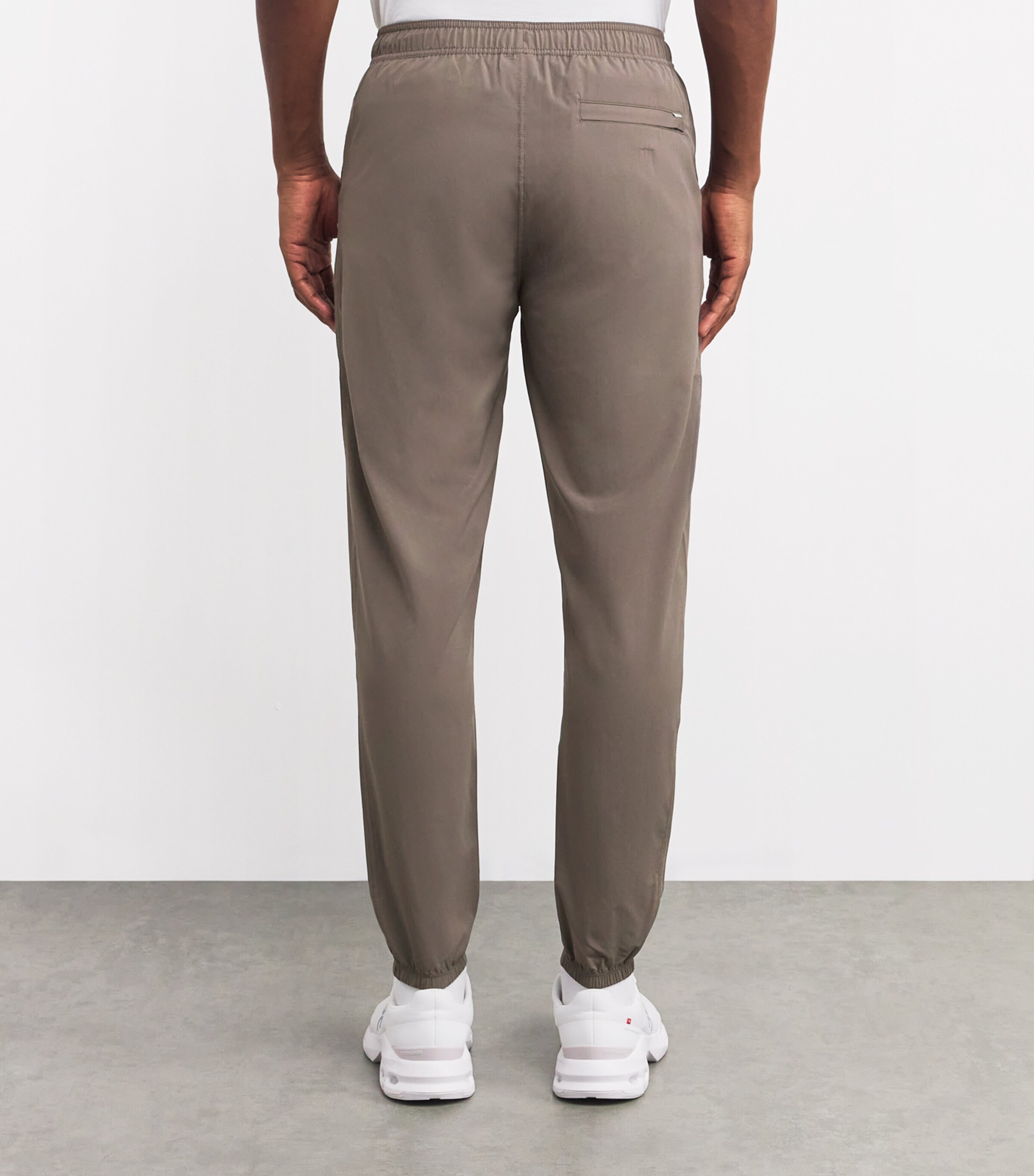 Elevate Kore Sweatpants WARM GREY Image 4