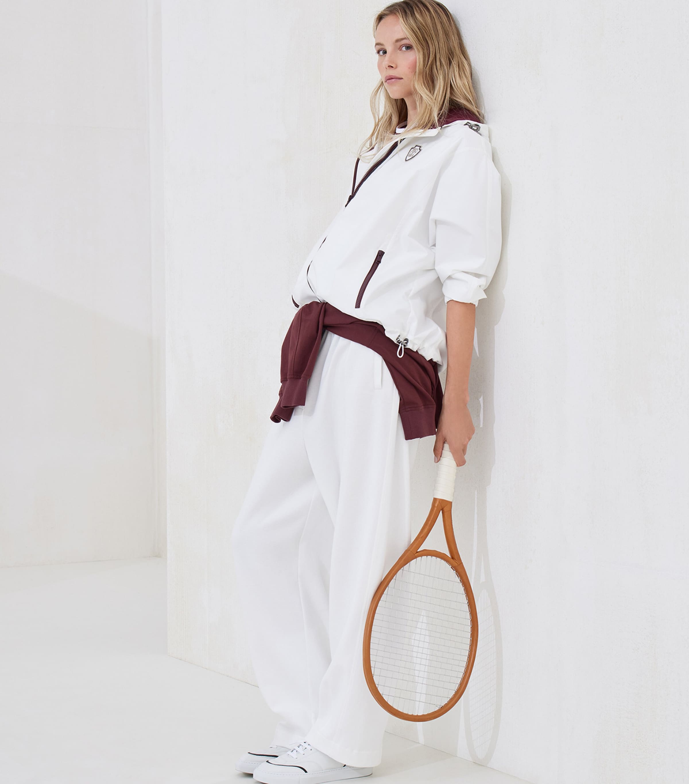 Nylon Hooded Jacket CGD57 Image 4