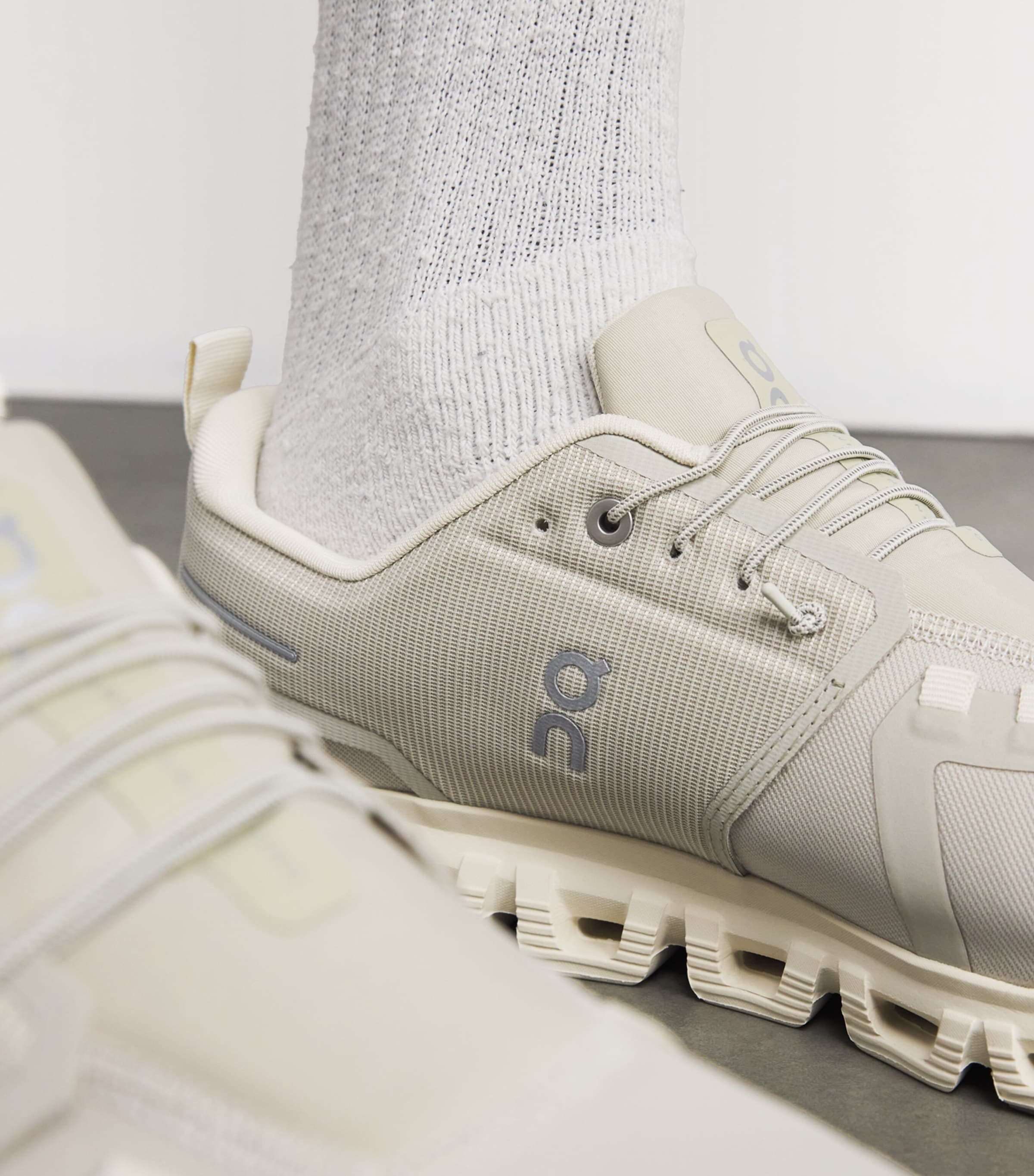 Cloud 6 Waterproof Trainers PELICAN | GHOST Image 2