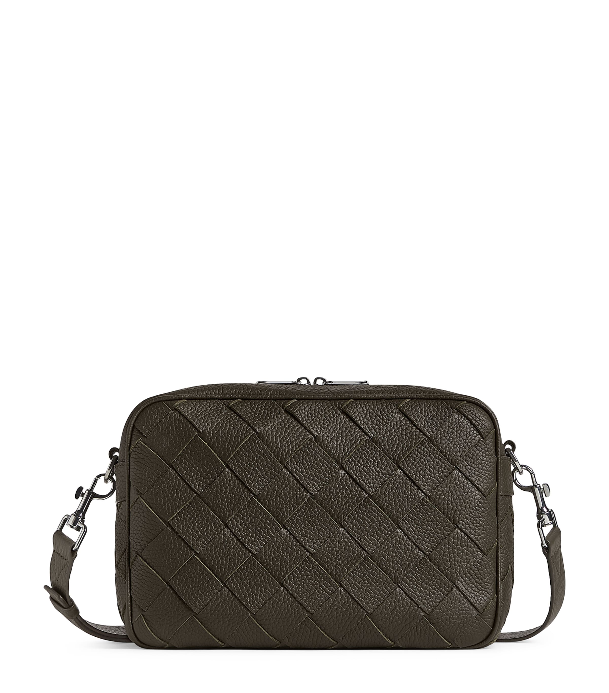 Bottega Veneta Medium Leather Intrecciato Camera Bag In Green