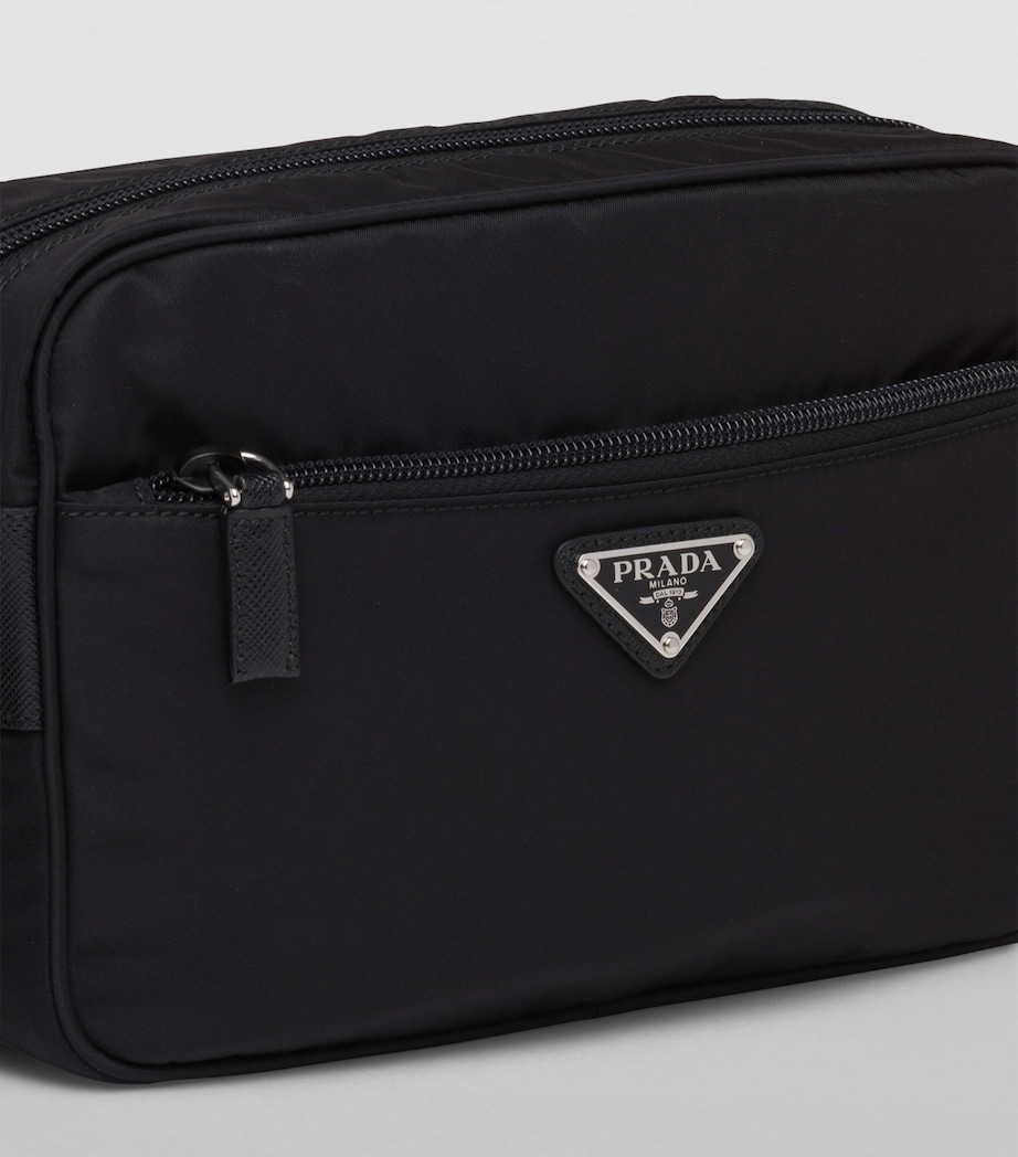 Re-Nylon Shoulder Bag F0002 Image 6