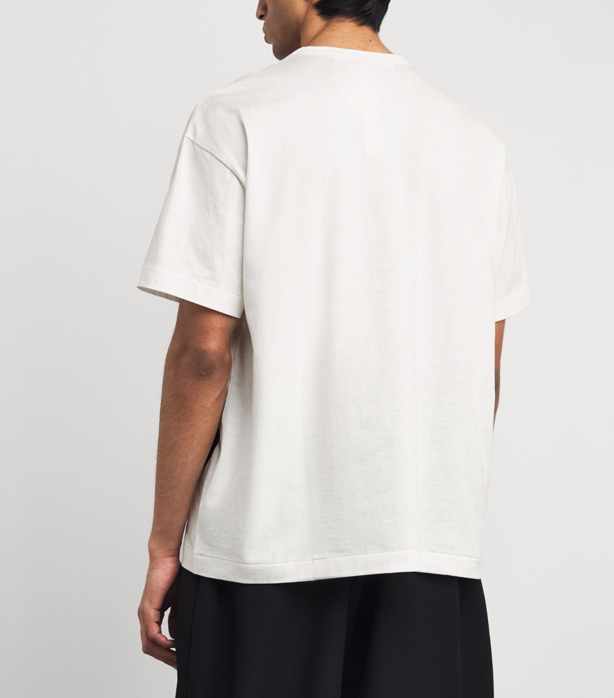 Comme Des Garçons Play Mens Cotton Oversized Mirrored Bottom Heart T-Shirt White Image 5