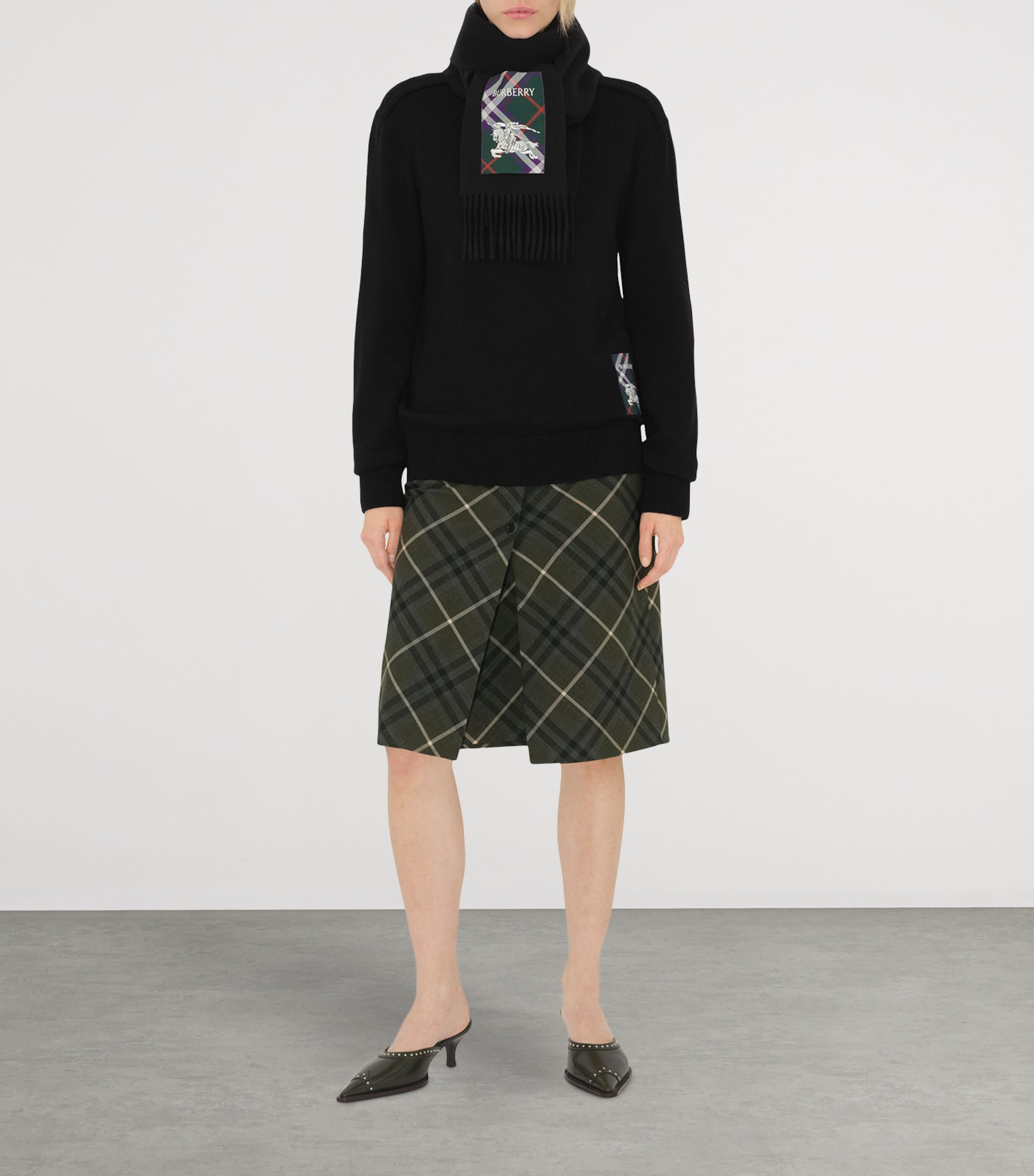 Cashmere Check Patch Scarf BLACK Image 3