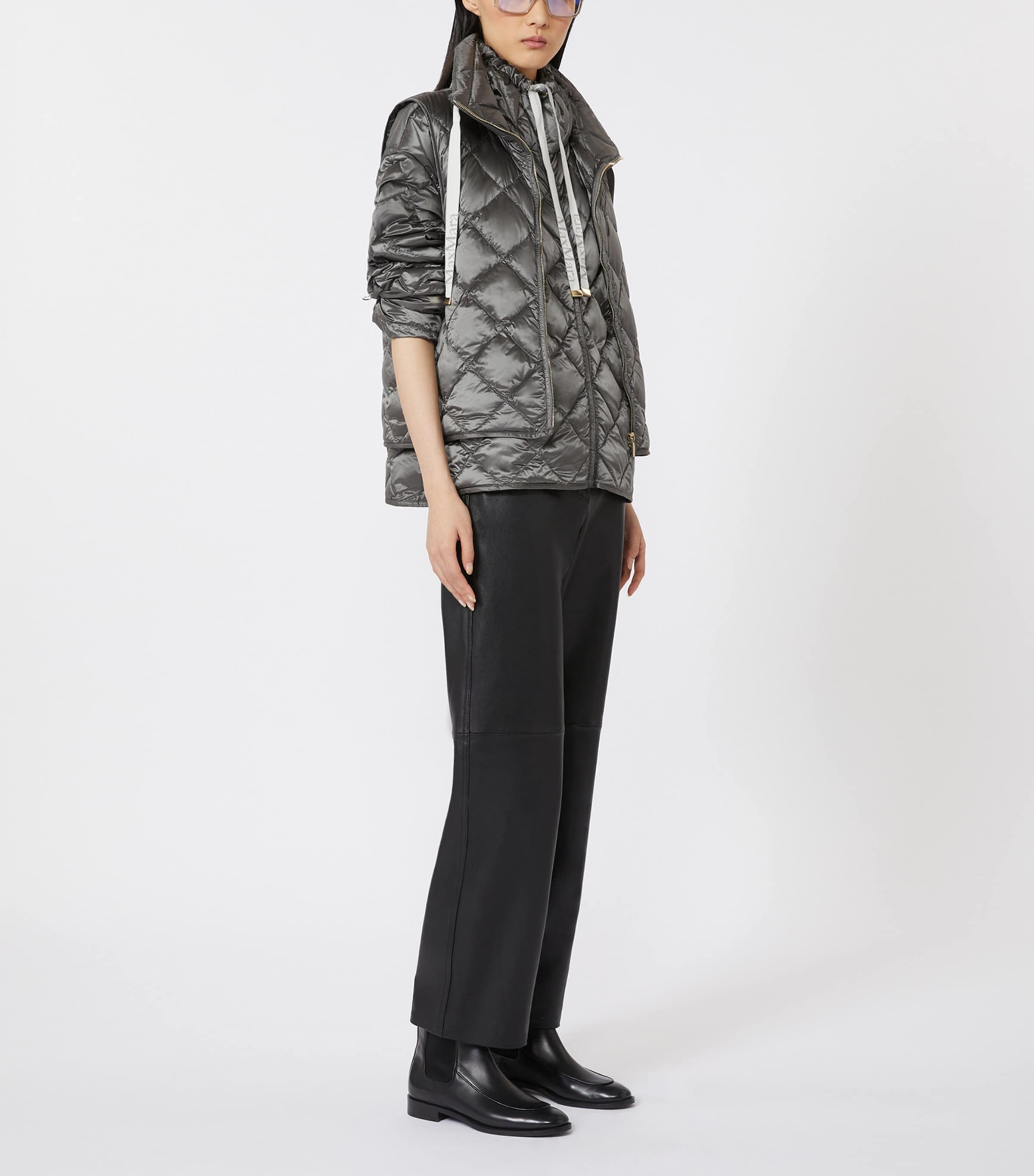 The Cube Down Jacket DARK GREY Image 4